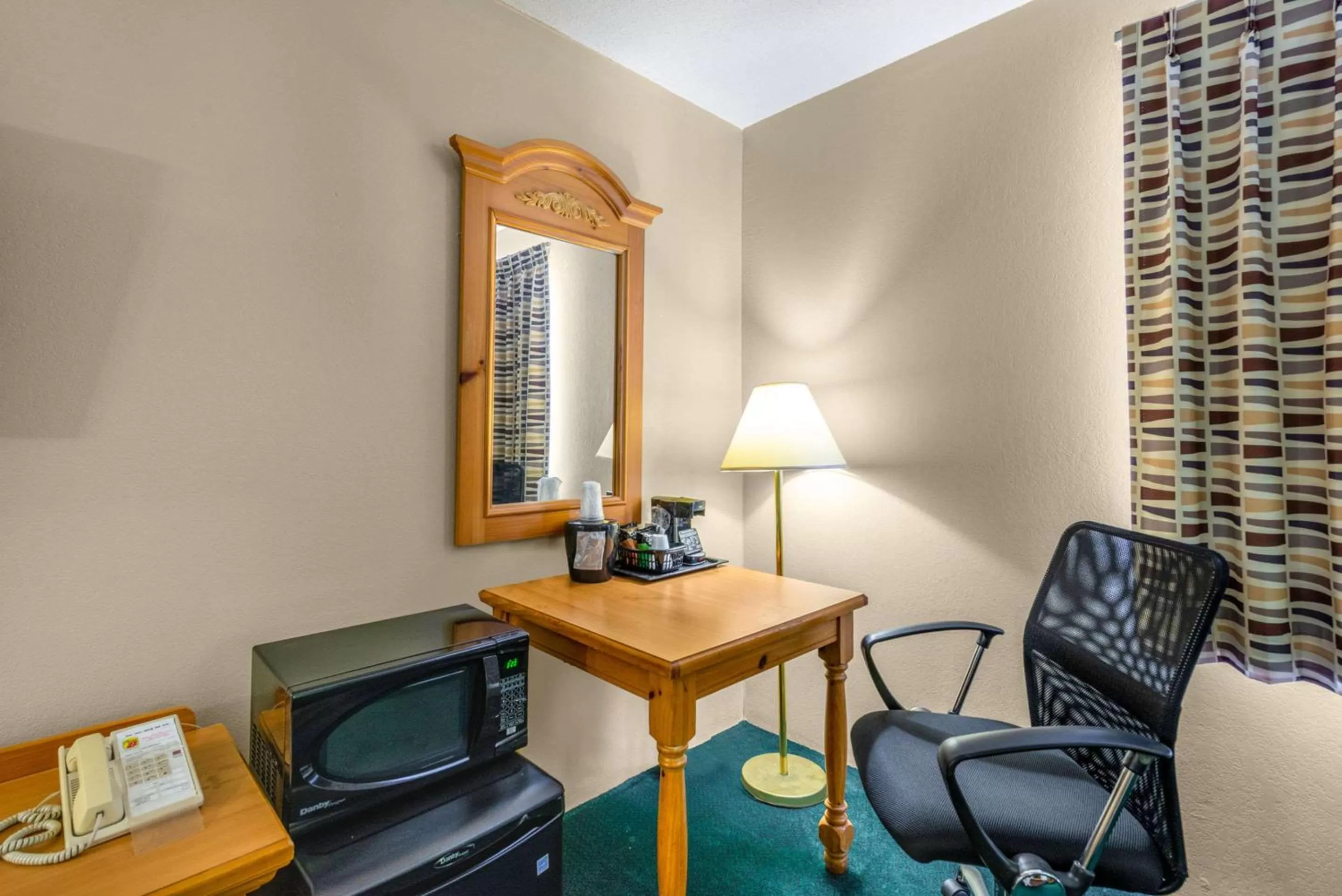 Photo of the whole room in Rodeway Inn Milaca