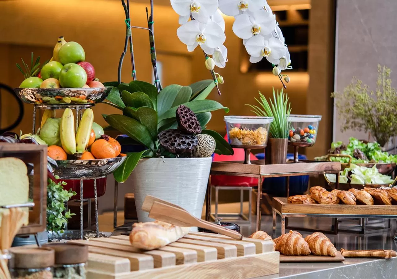 Food in Carlton Hotel Bangkok Sukhumvit