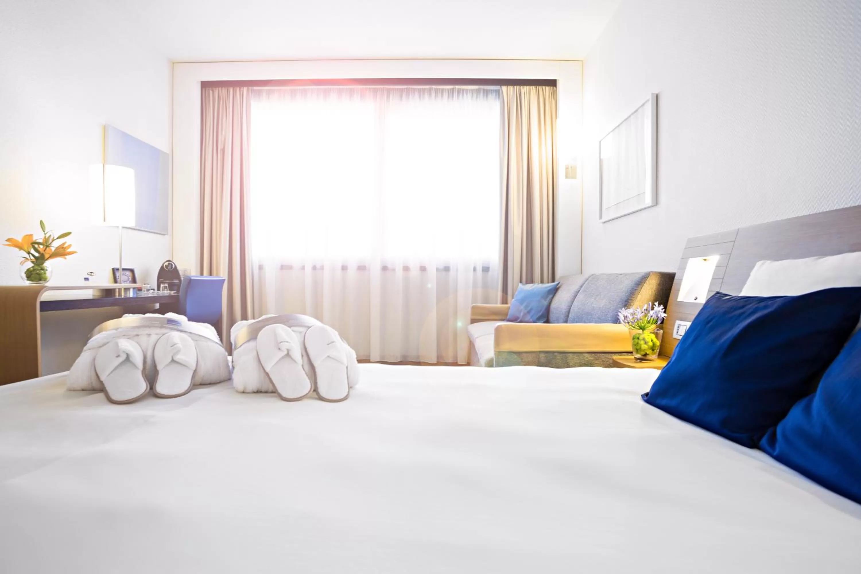 Bed in Novotel Barcelona Cornellà