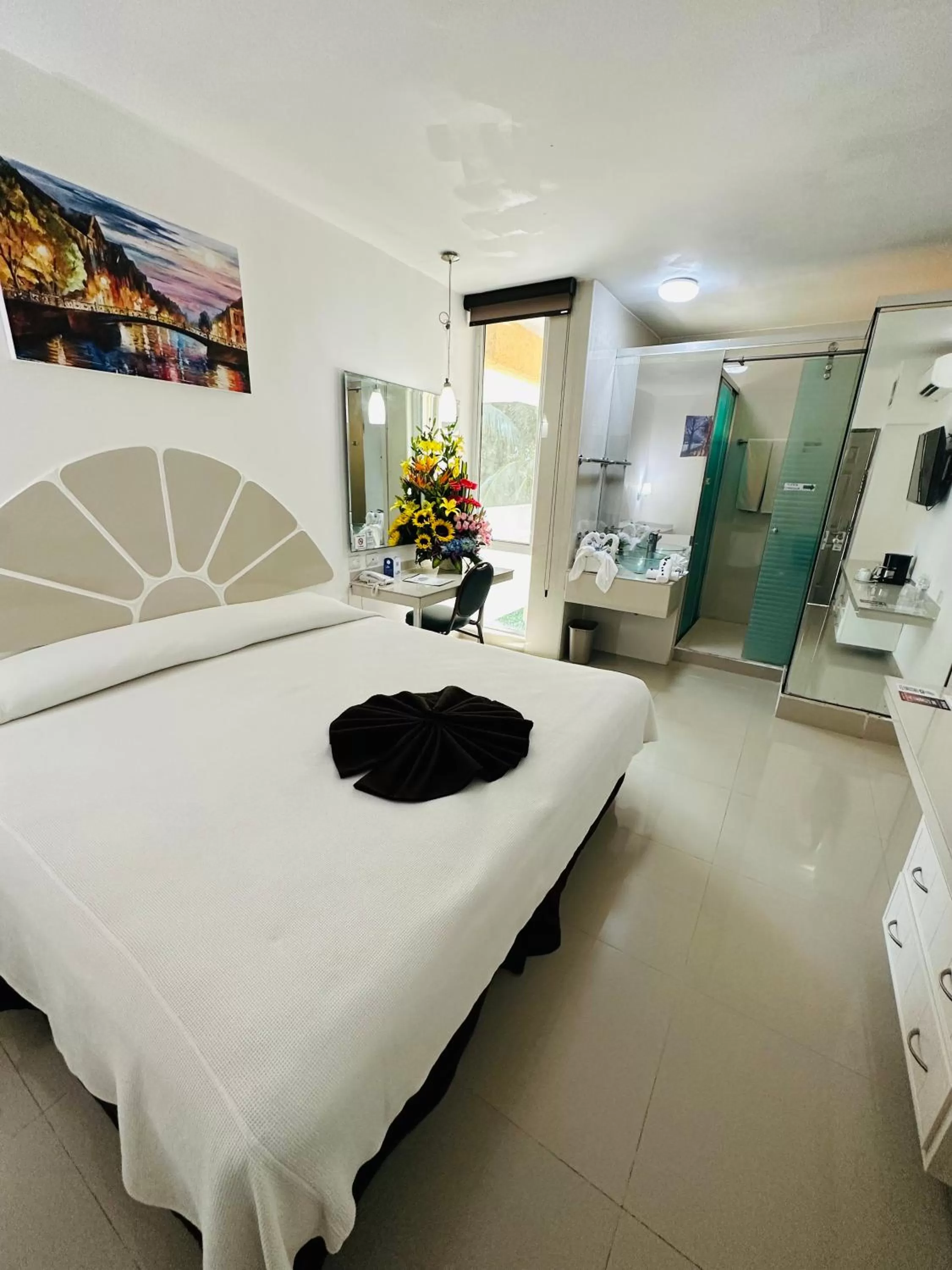 Photo of the whole room, Bed in Hotel Plaza Caribe