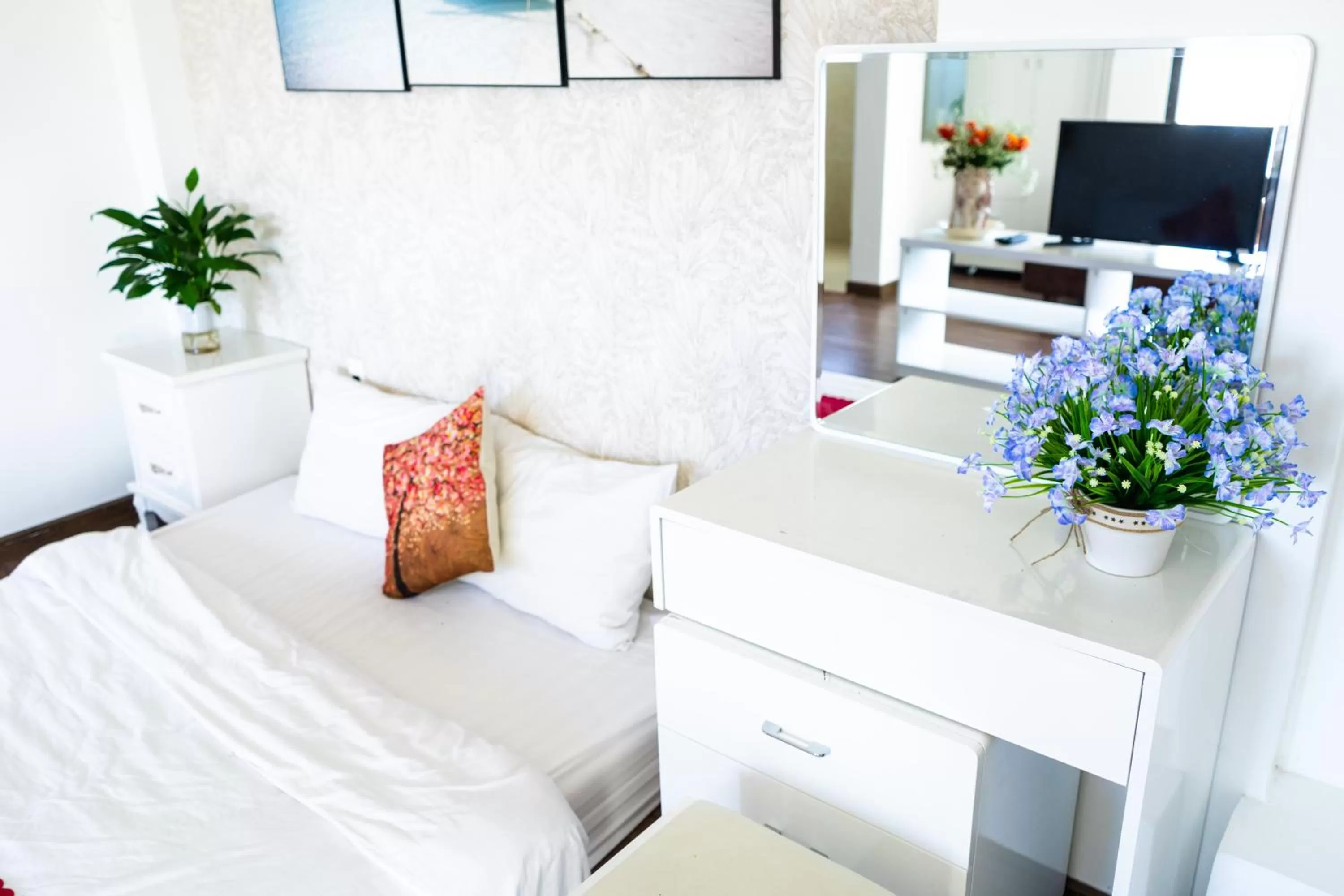 Bed in Ngàn Phố Studio & Love Hotel