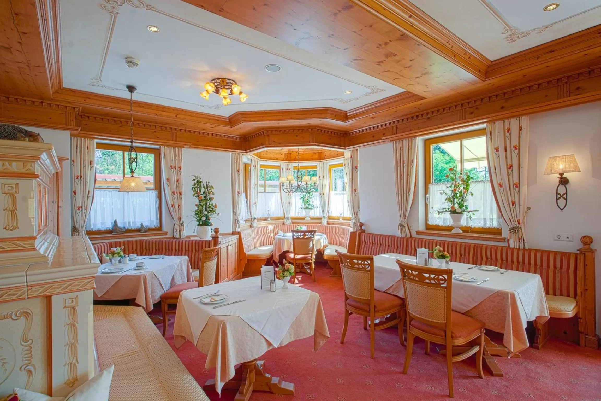 Restaurant/places to eat in Landhaus Grünau