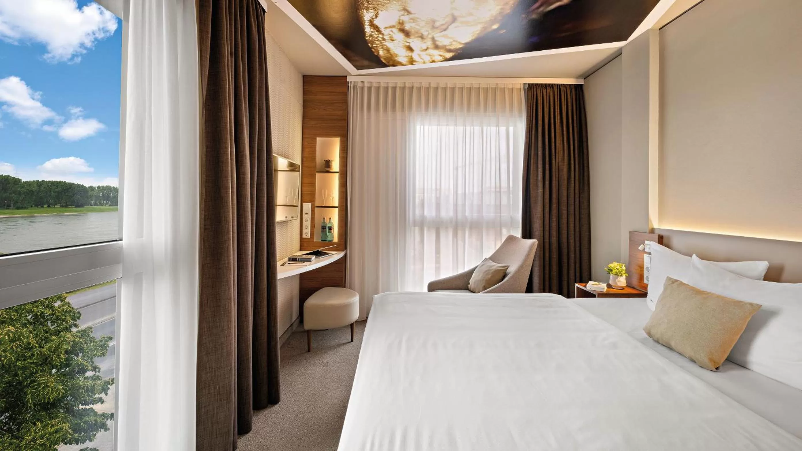 Bedroom, Bed in Hey Lou Hotel Monheim am Rhein