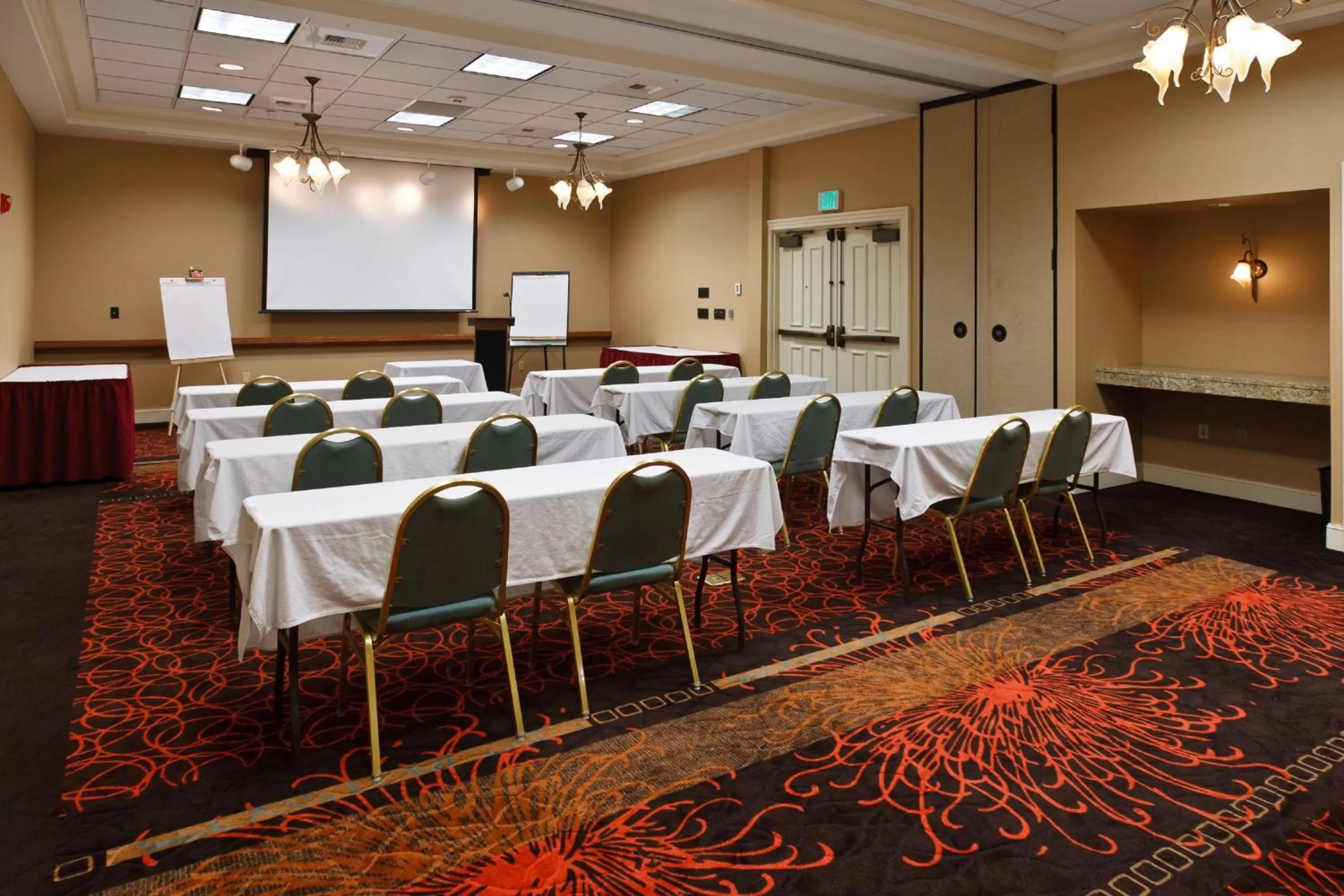 Meeting/conference room in Holiday Inn Colorado Springs - Airport by IHG