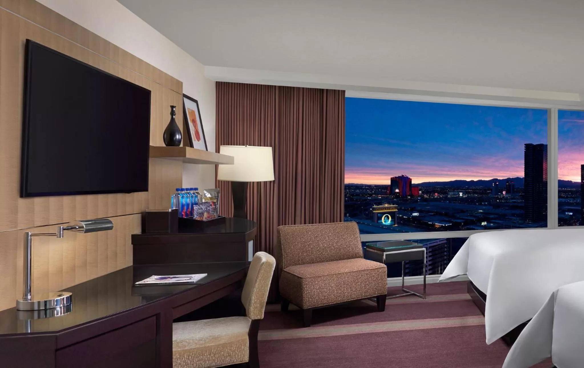 Photo of the whole room, Bed in ARIA Resort & Casino