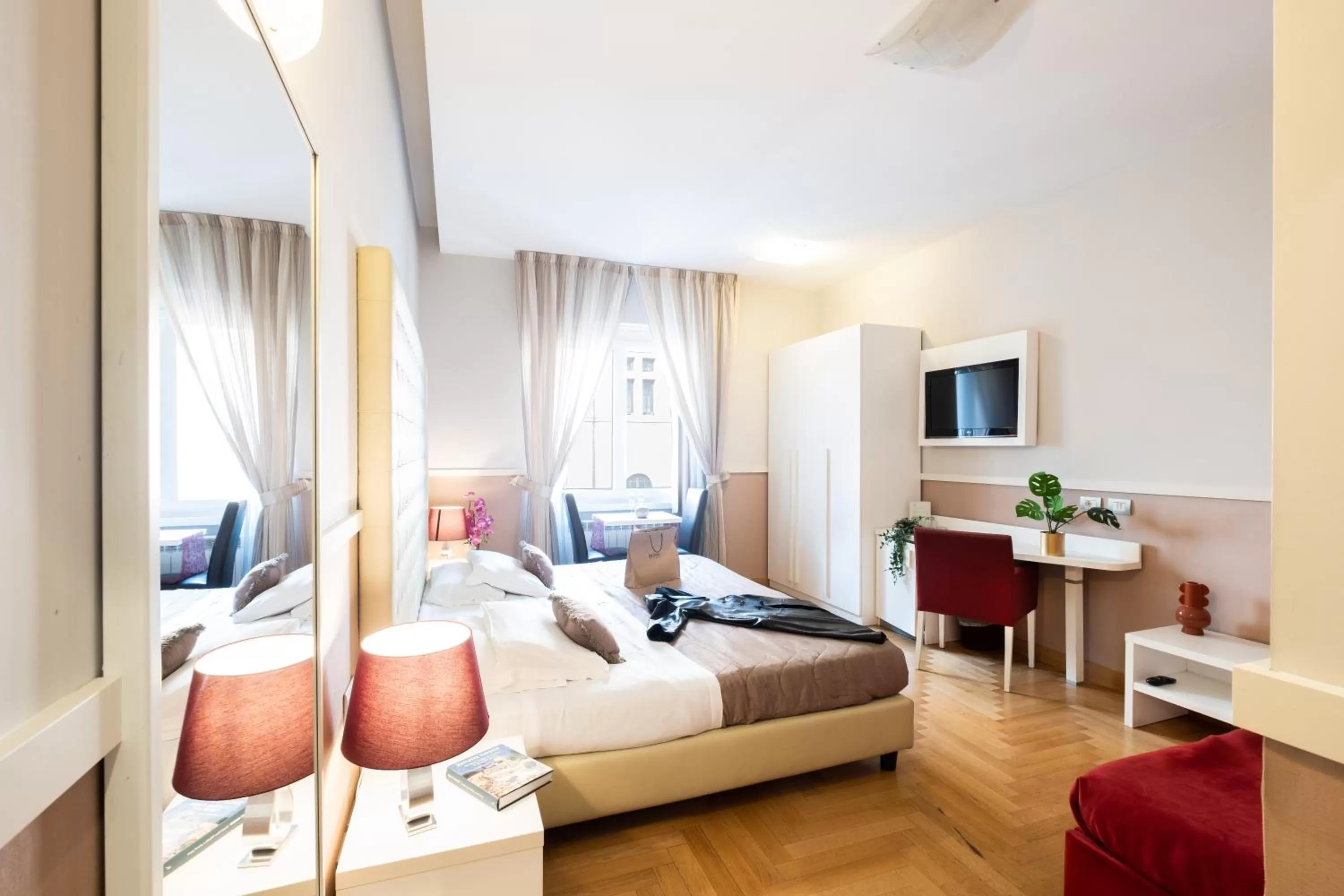 Bedroom, Bed in Rome River Inn