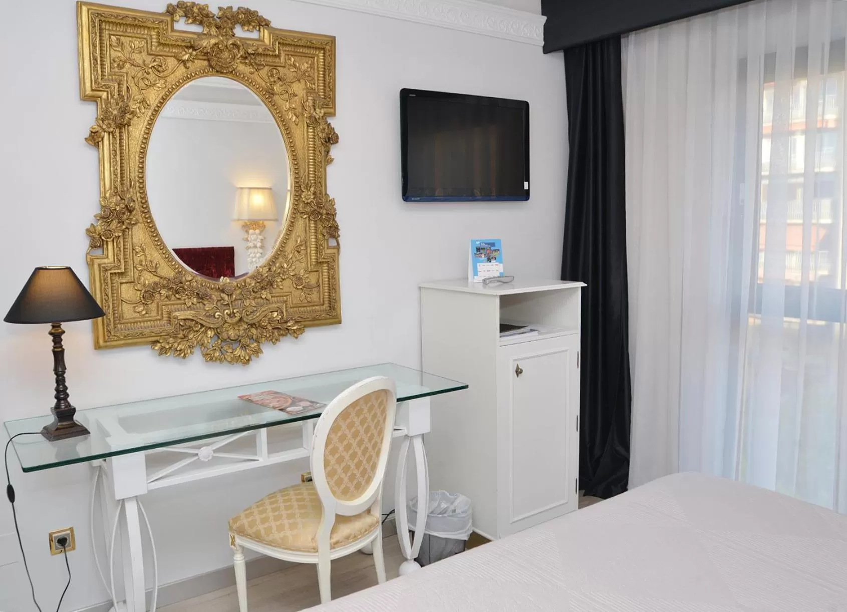 Decorative detail, Bed in Artheus Carmelitas Salamanca