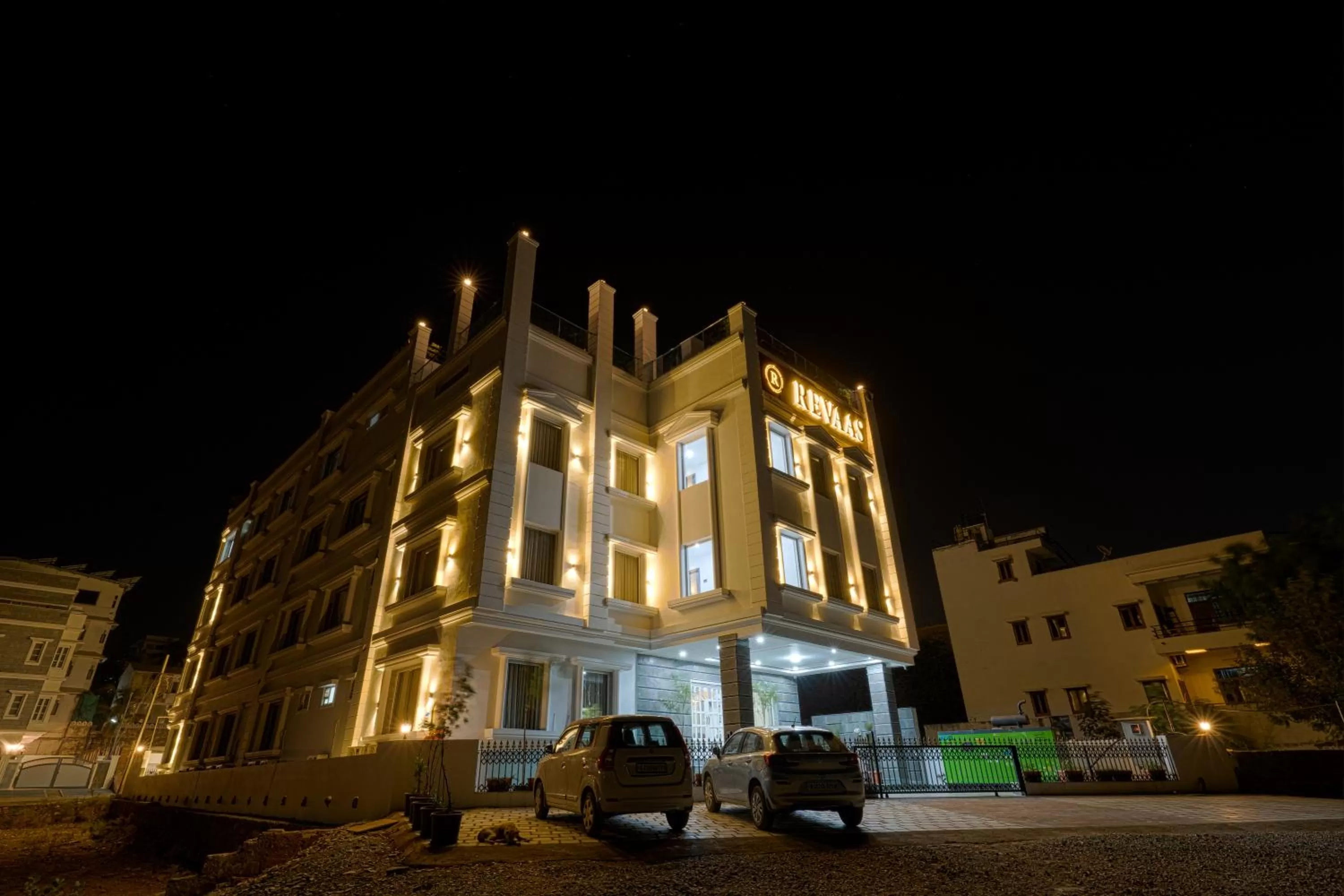 Property building in Revaas Lake View Boutique Stay