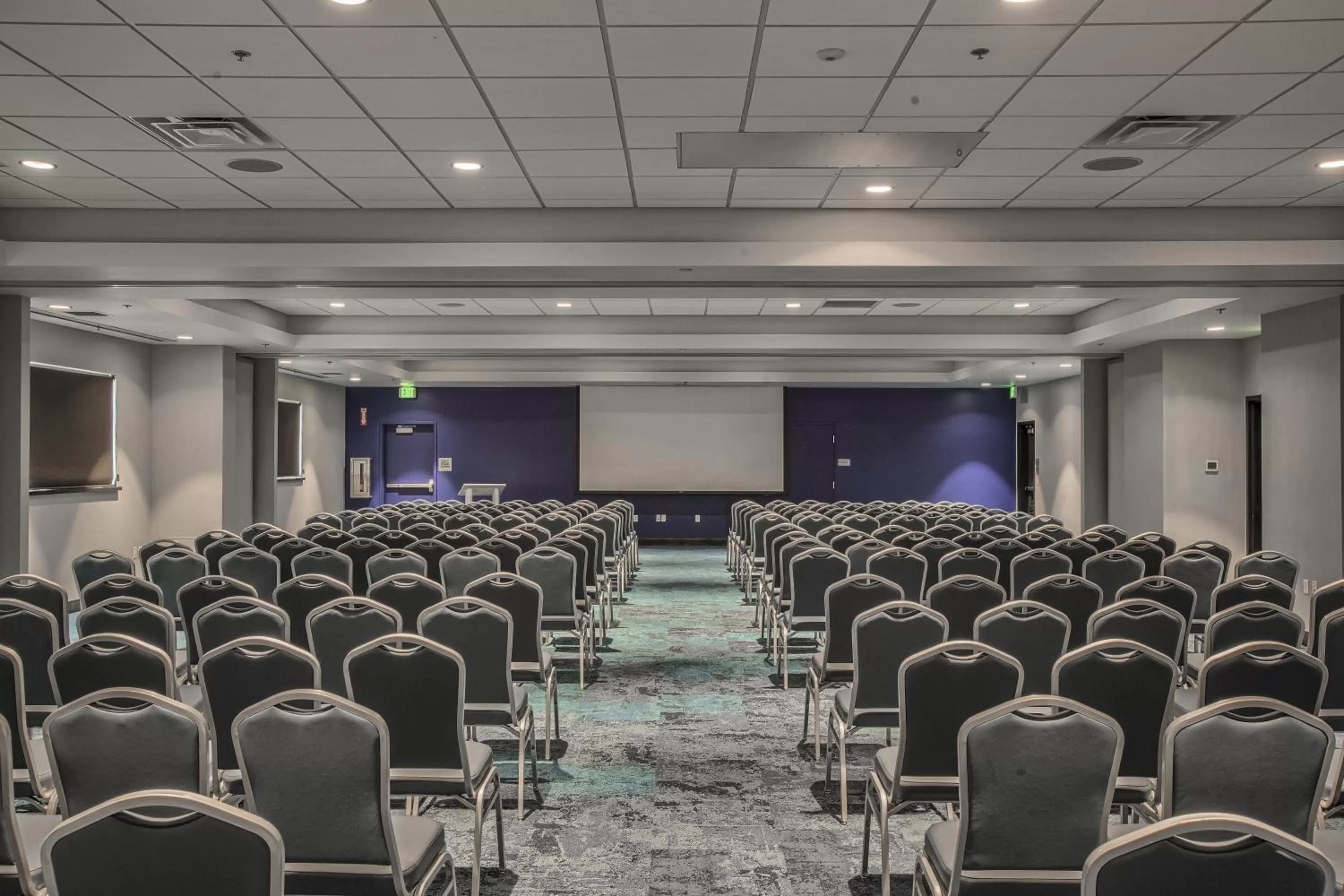 Business facilities in Beach Retreat & Lodge at Tahoe