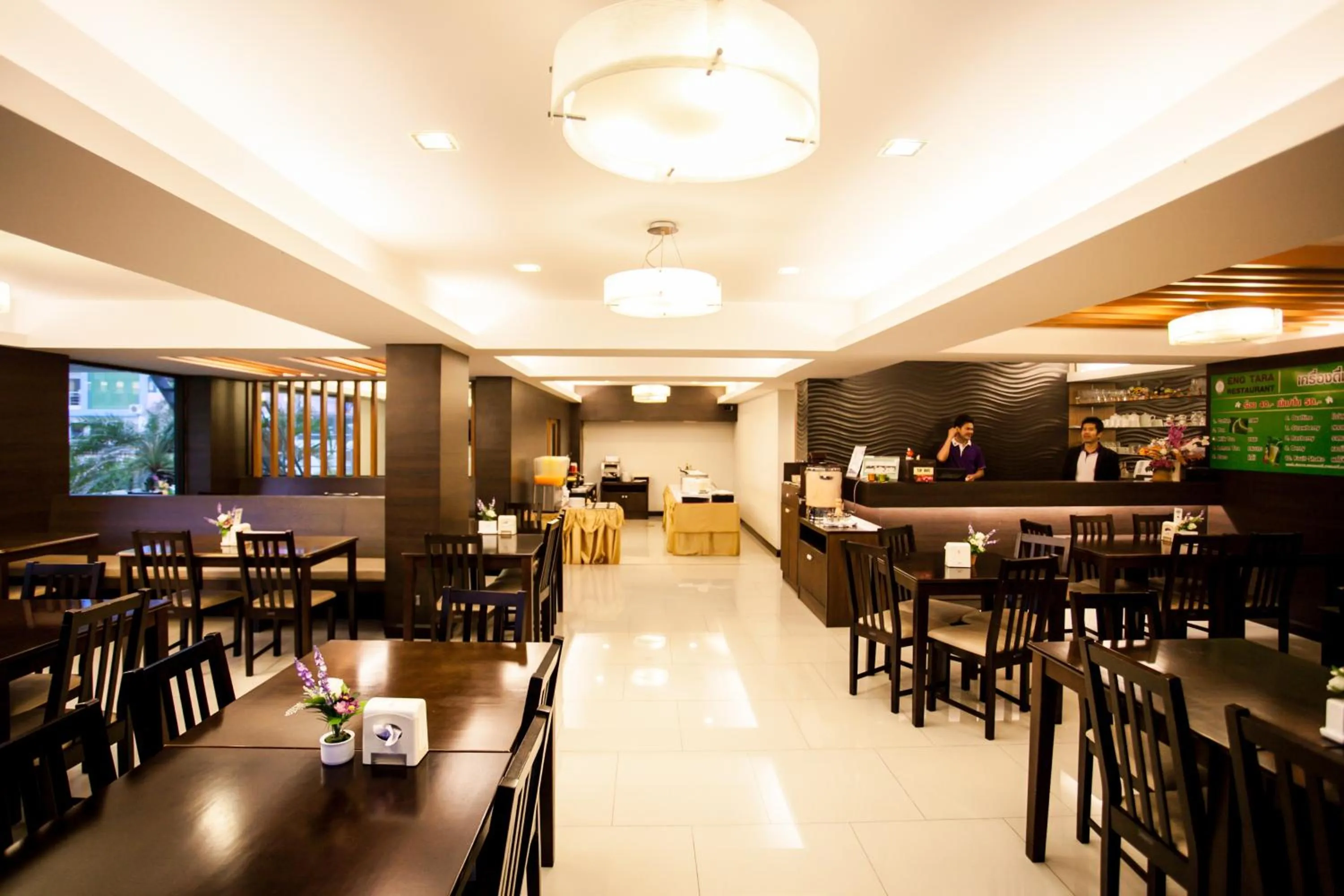 Restaurant/places to eat in Grand Tara Garden Thai Hotel