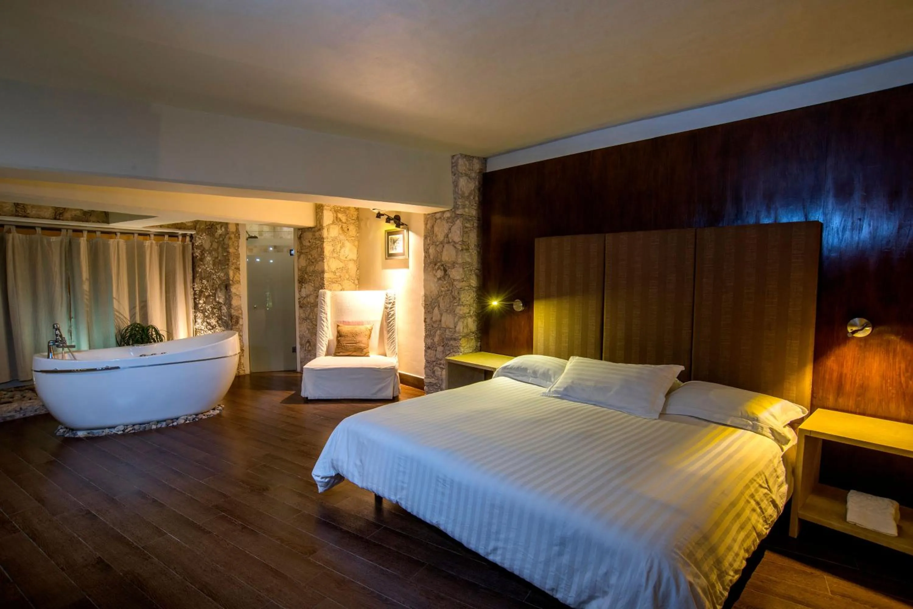 Photo of the whole room, Bed in Casa Mateo Hotel Boutique