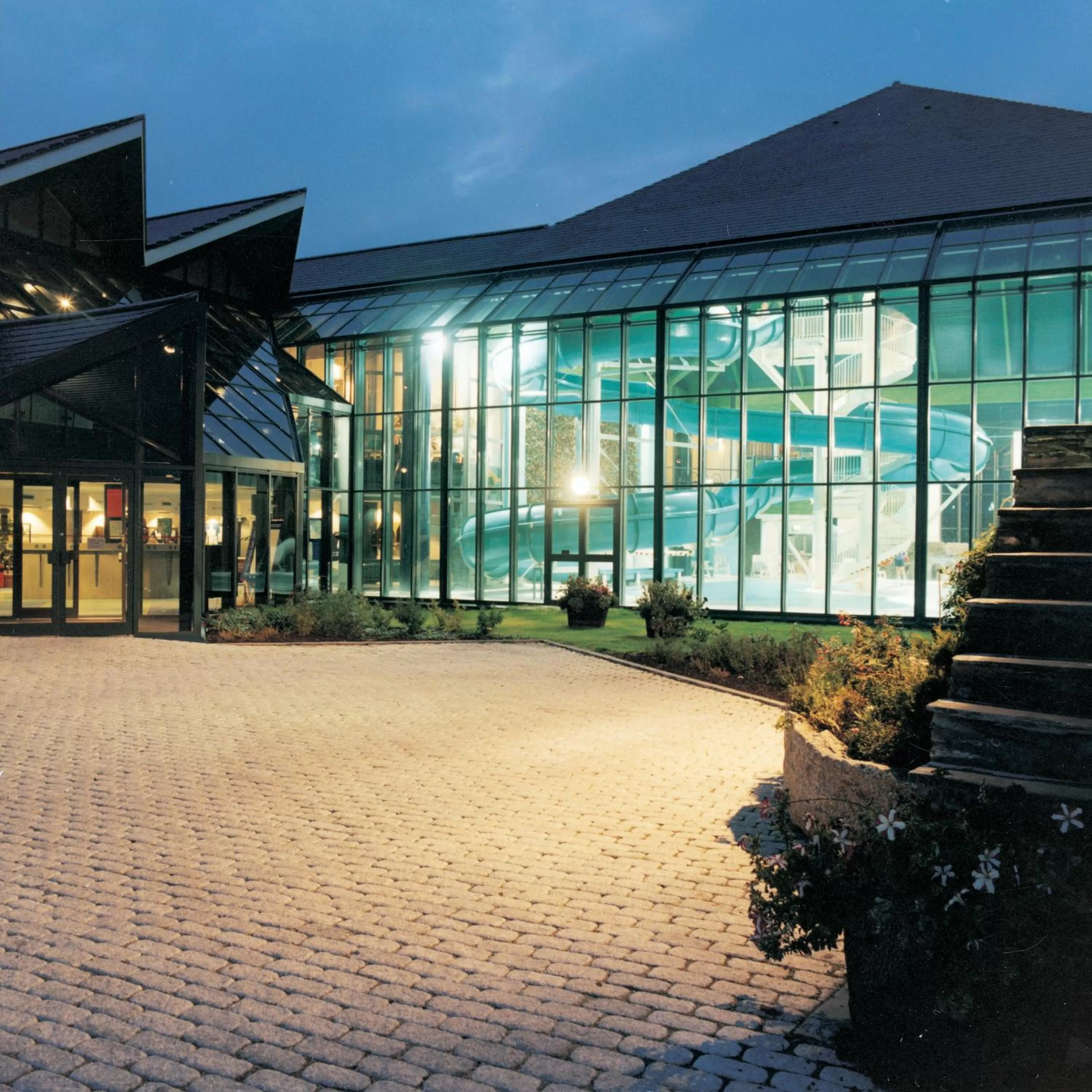 Facade/entrance in China Fleet Country Club