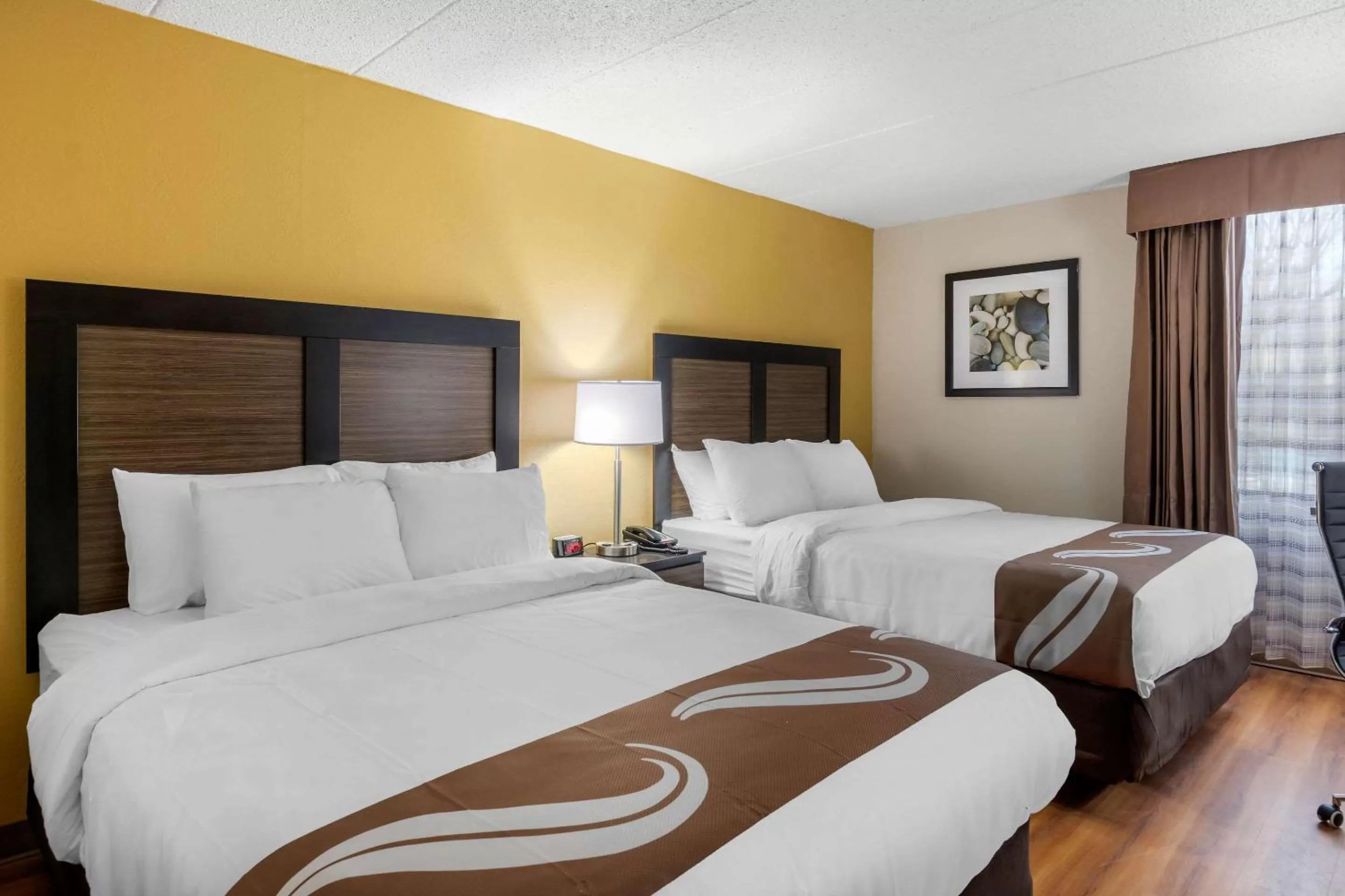 Photo of the whole room, Bed in Quality Inn & Suites