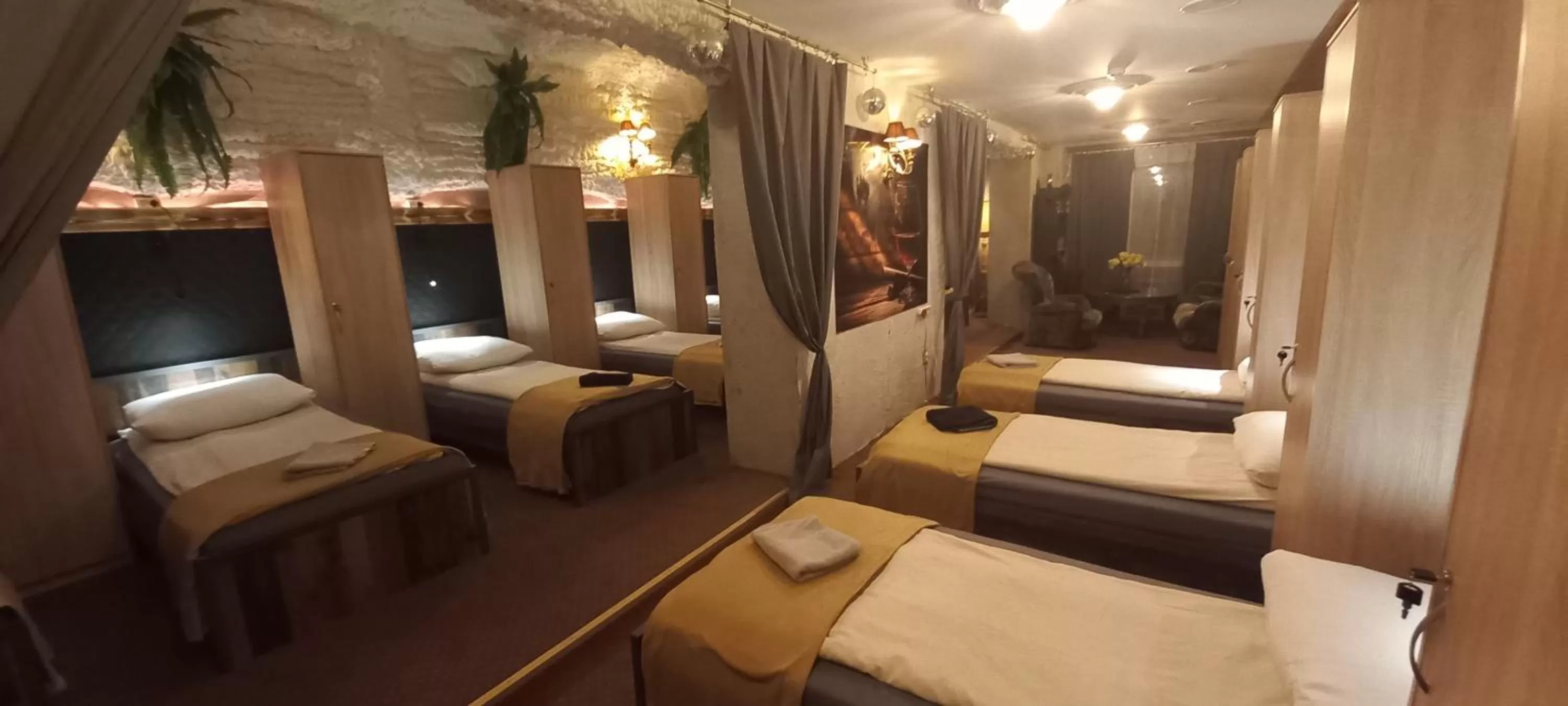 Bed in ZAJAZD ALBATROS Rzeszów SPA