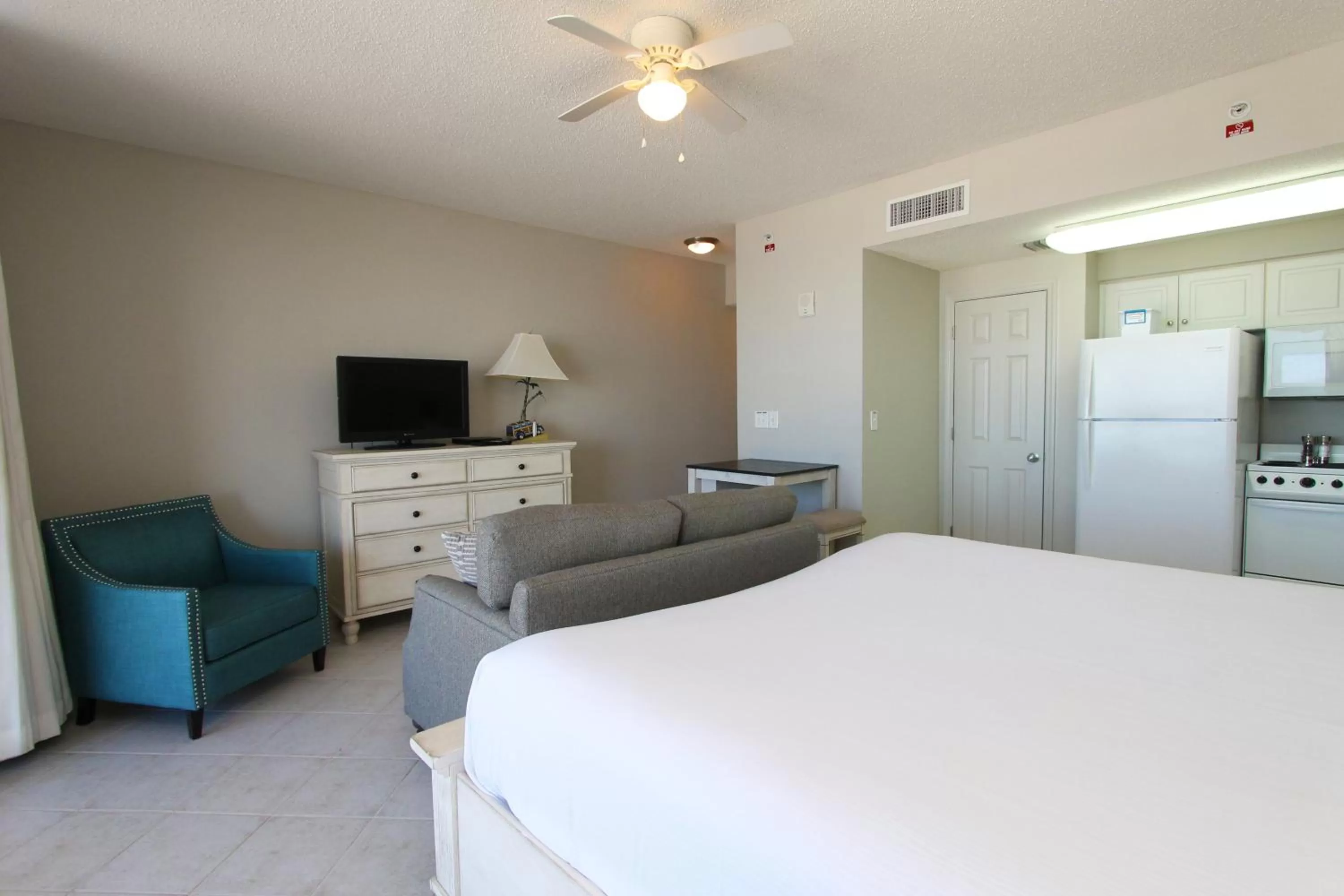 Bed in Majestic Beach Resort, Panama City Beach, Fl