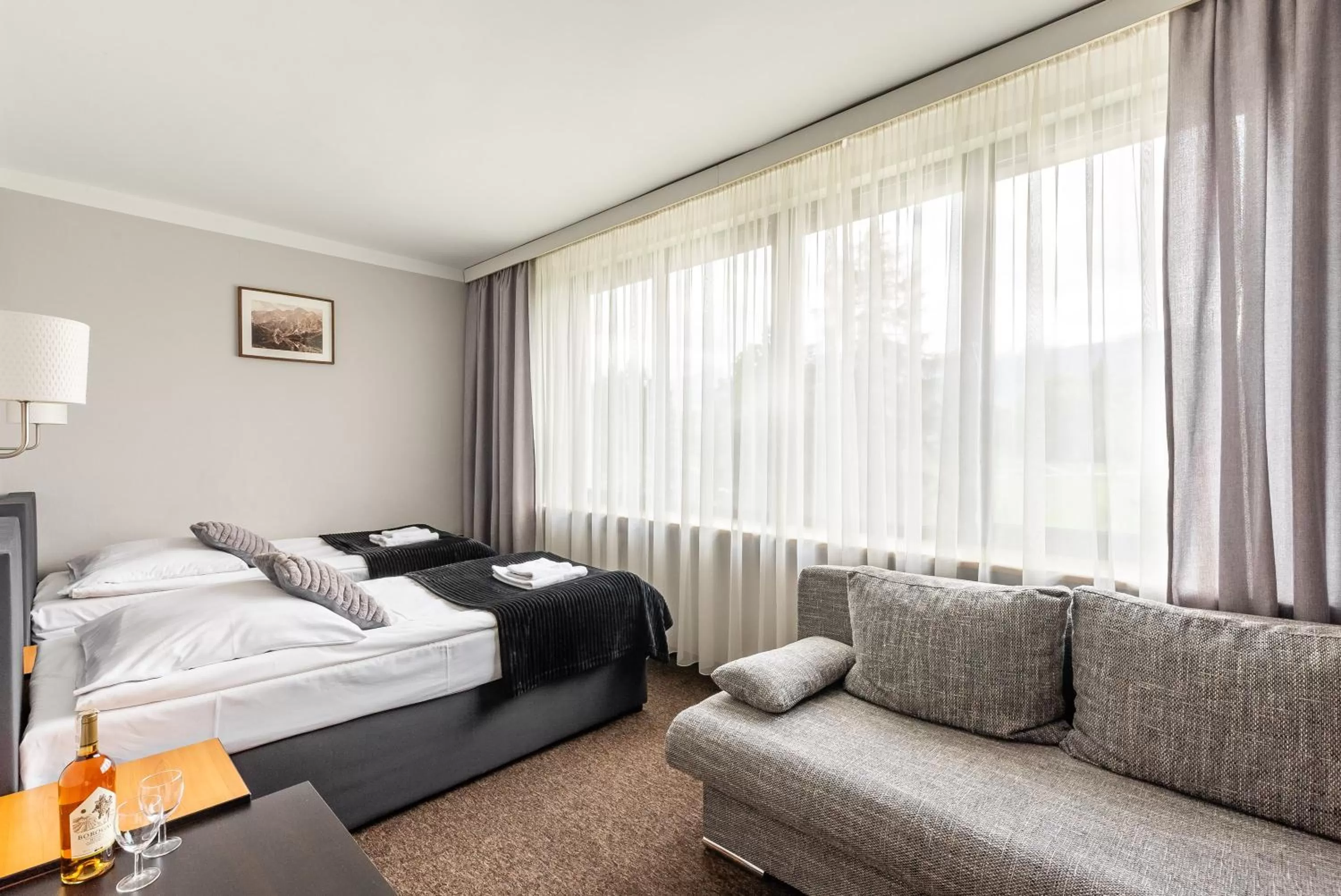 Photo of the whole room, Bed in Hotel Helios 300m od Krupówek nowy BASEN od 12 lipca