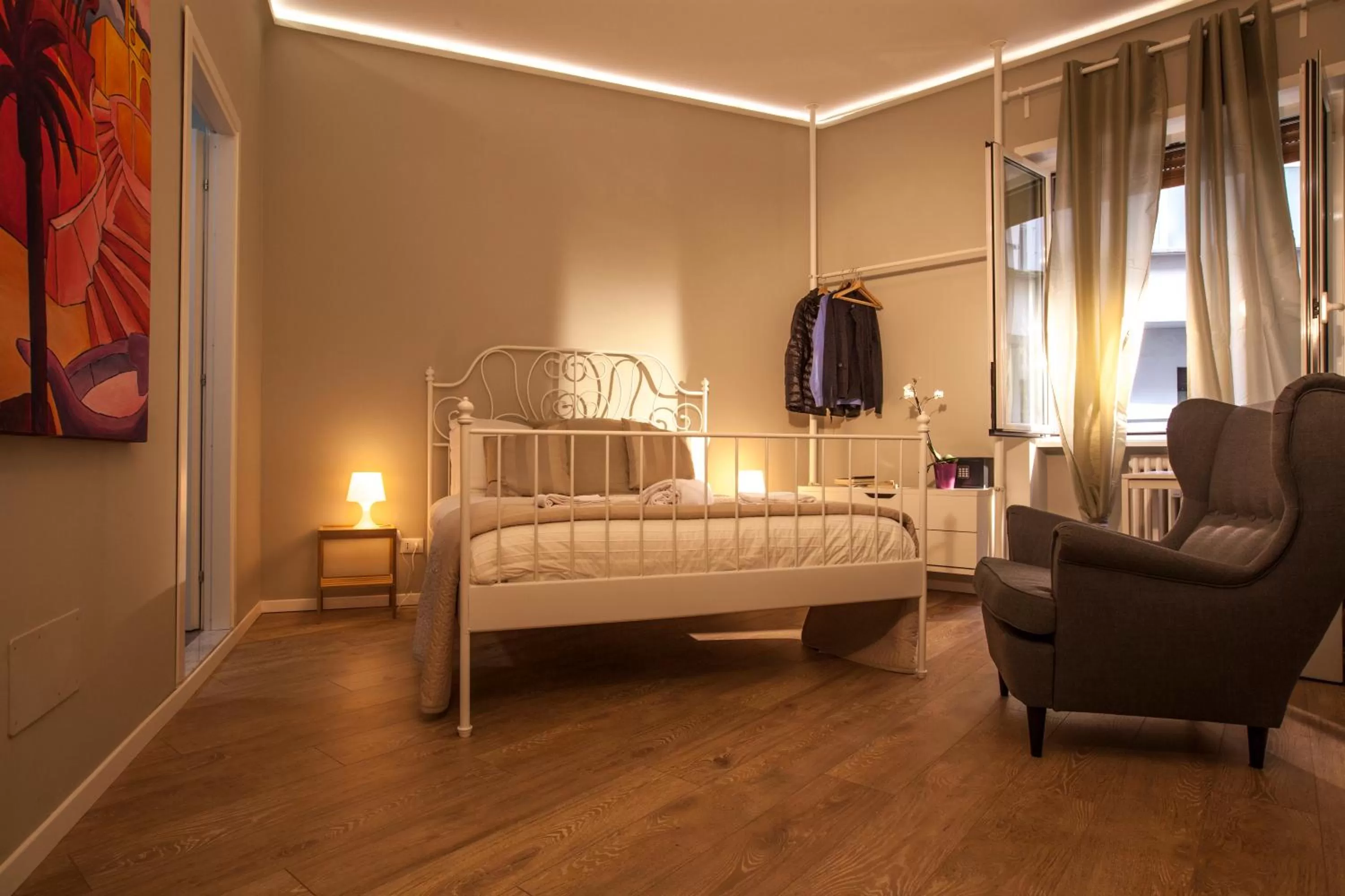Day, Bed in Un Attimo A Roma B&B