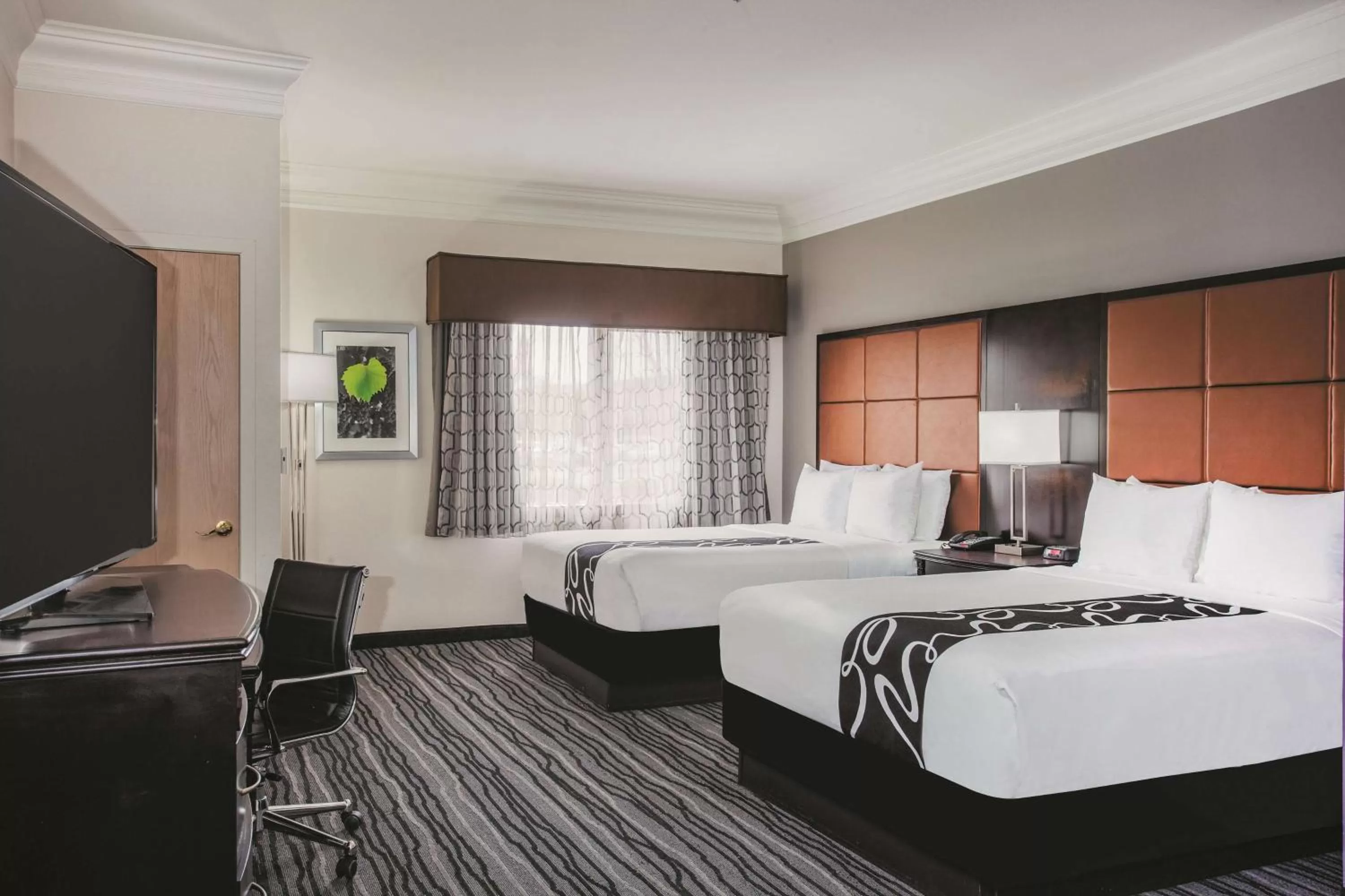 Photo of the whole room, Bed in La Quinta by Wyndham Dublin - Pleasanton