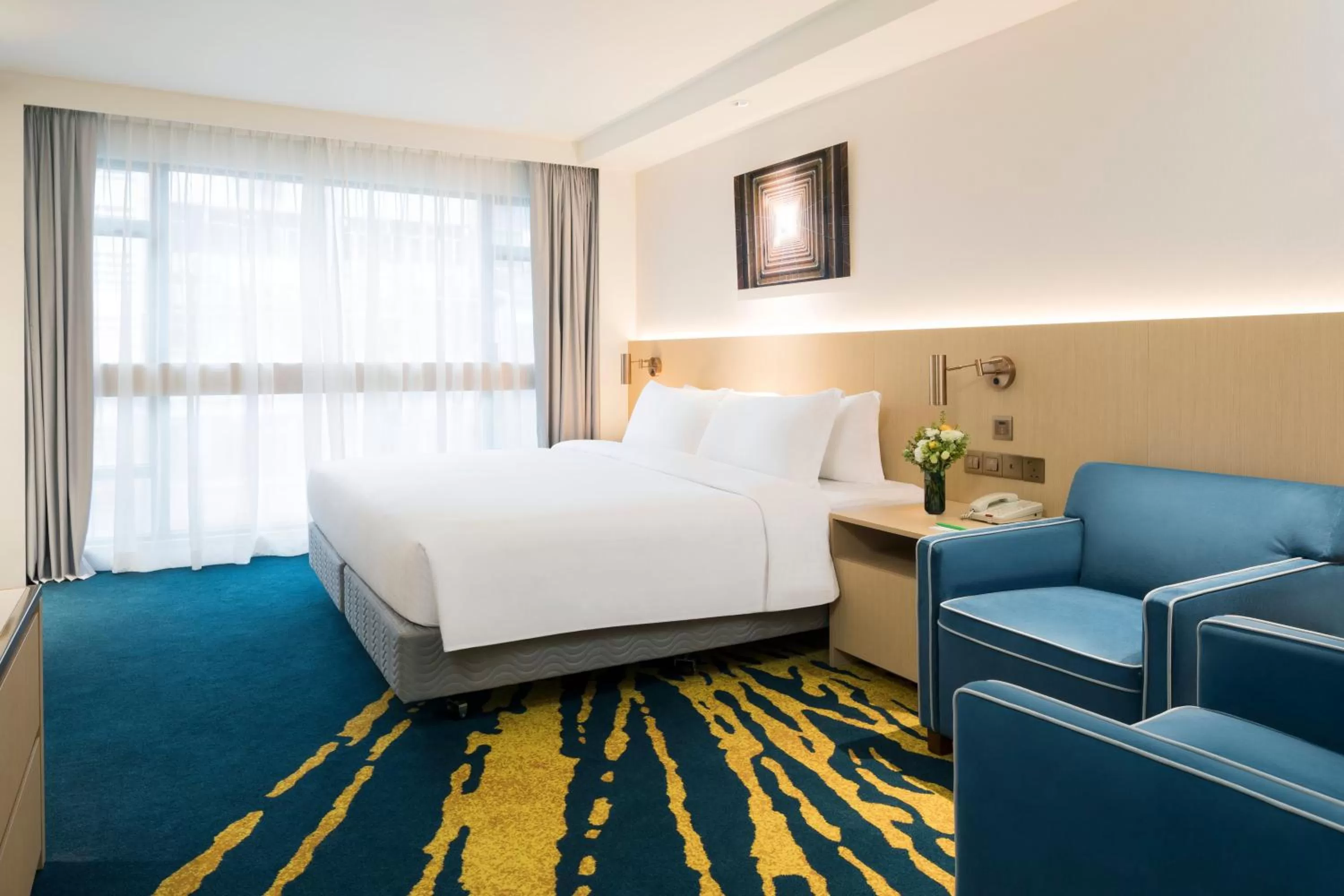 Photo of the whole room, Bed in Holiday Inn Golden Mile by IHG