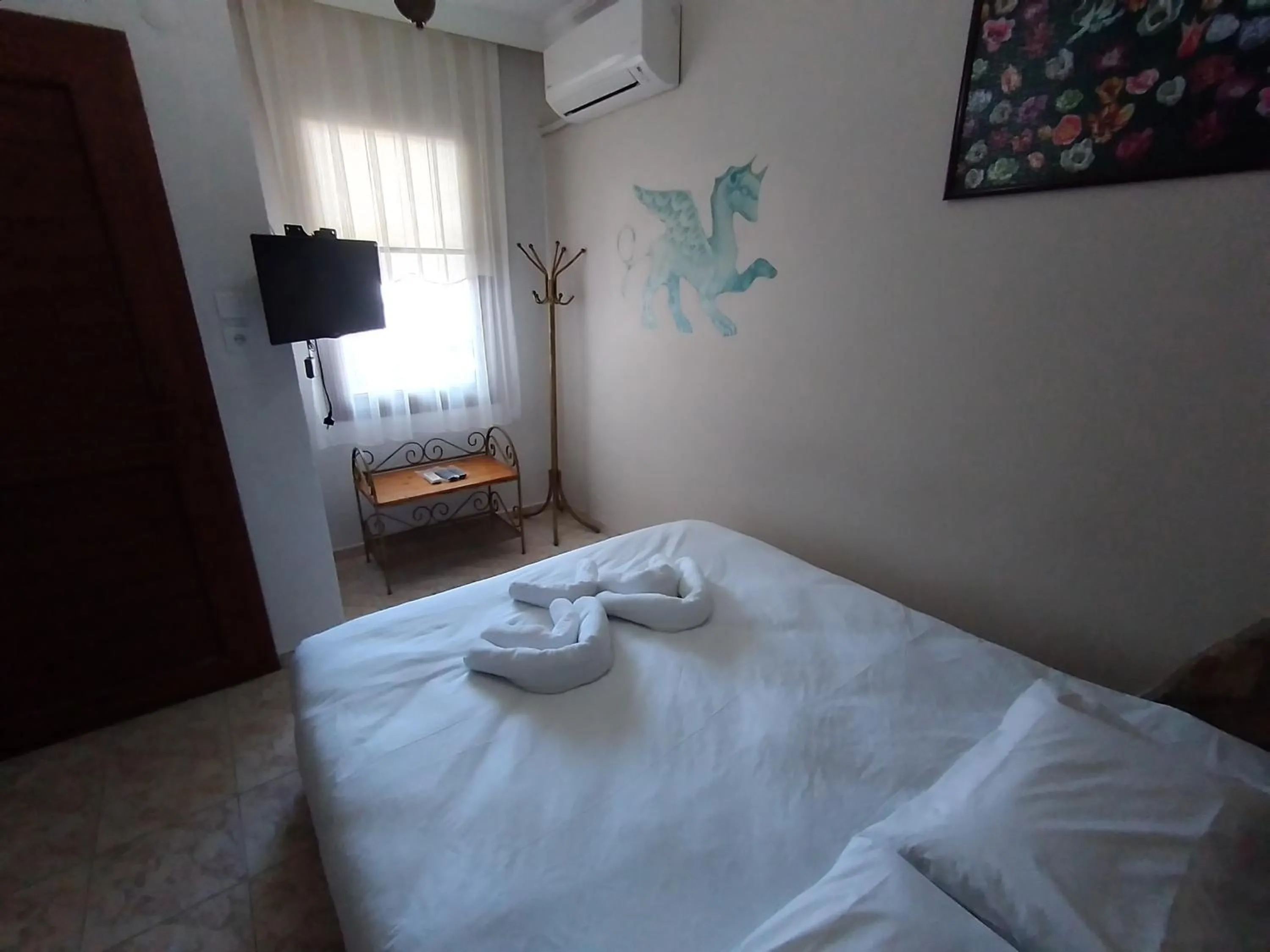 Photo of the whole room, Bed in Anz Guest House Pansiyon