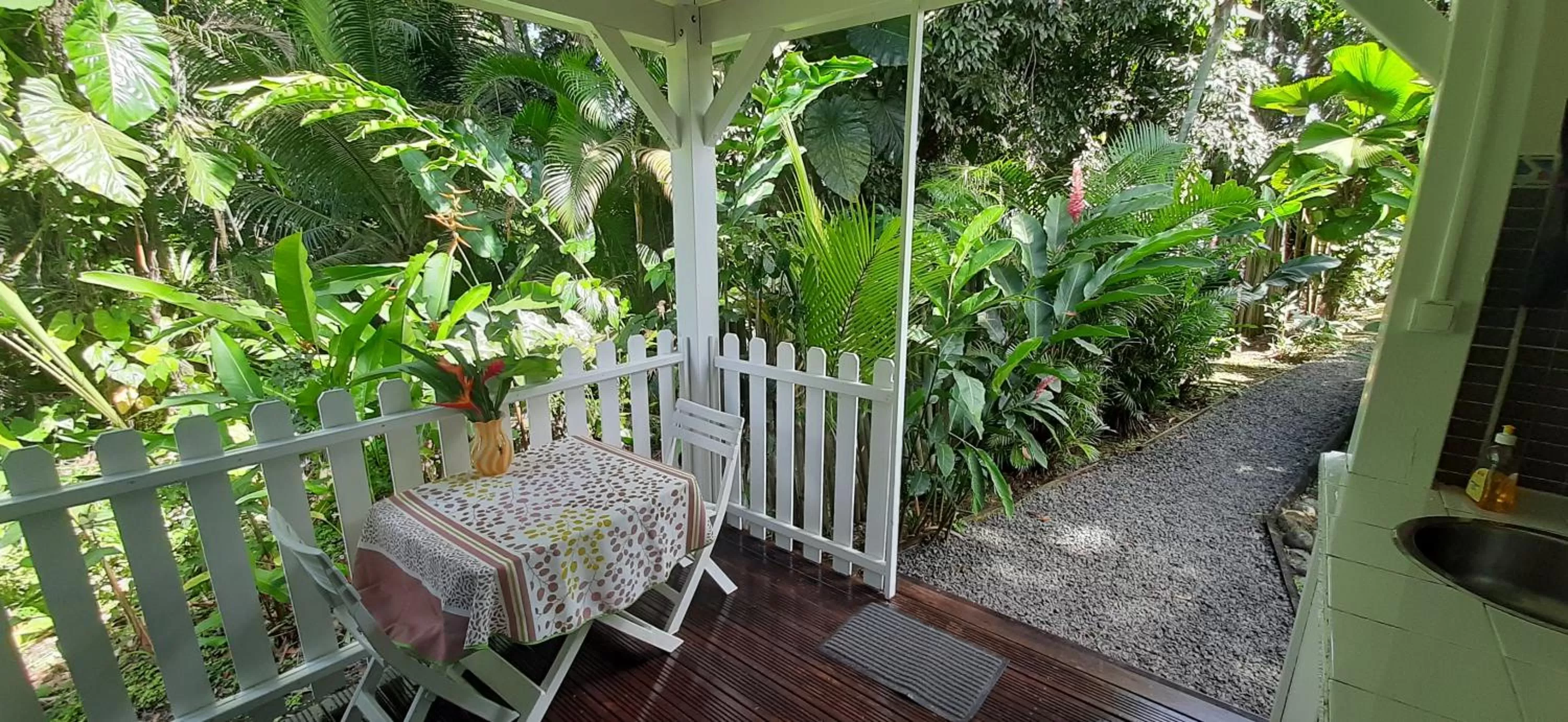 Balcony/Terrace in Les Gîtes de la Lézarde