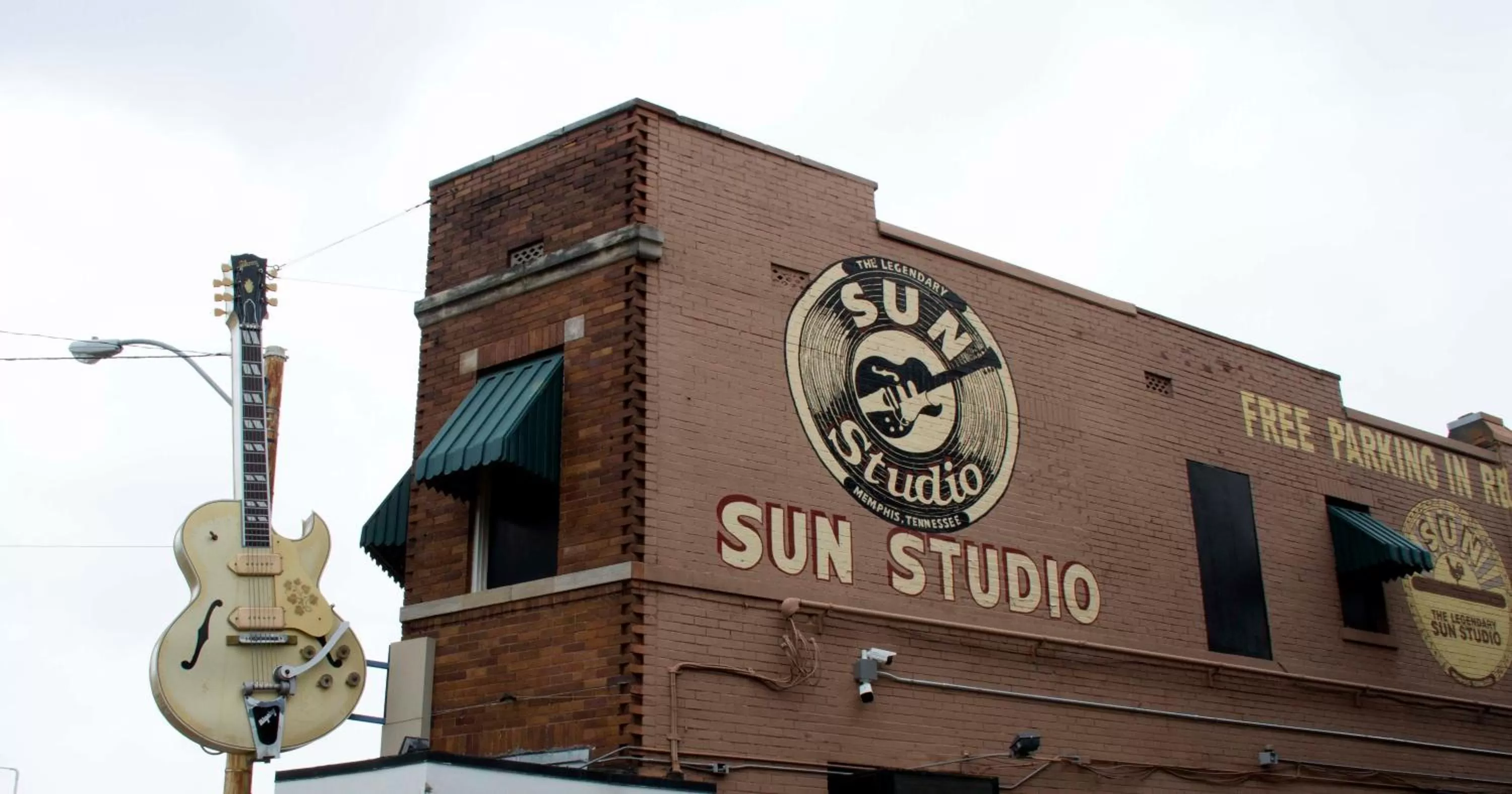 Nearby landmark in Staybridge Suites Memphis-Poplar Ave East by IHG