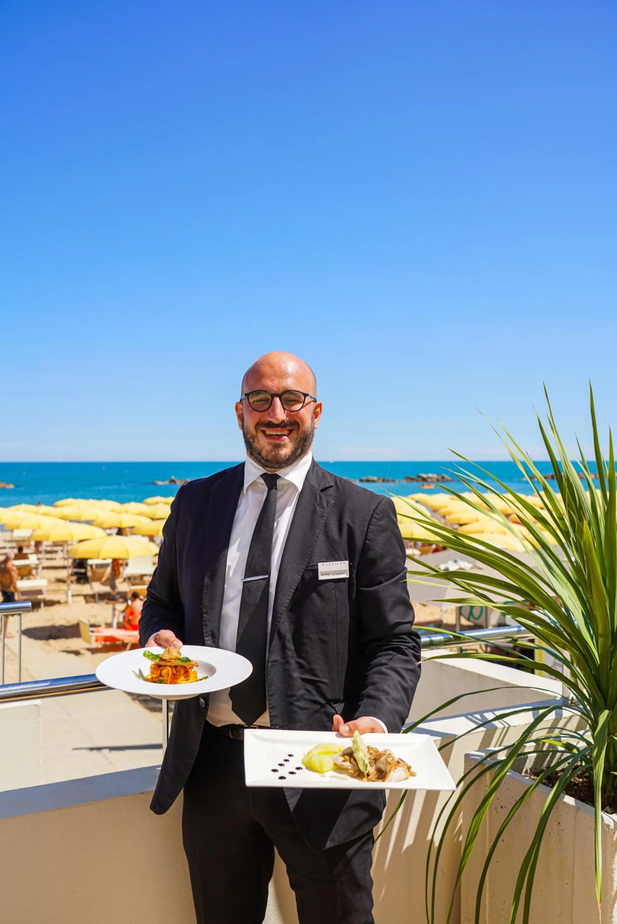 Restaurant/places to eat in Nautilus Family Hotel