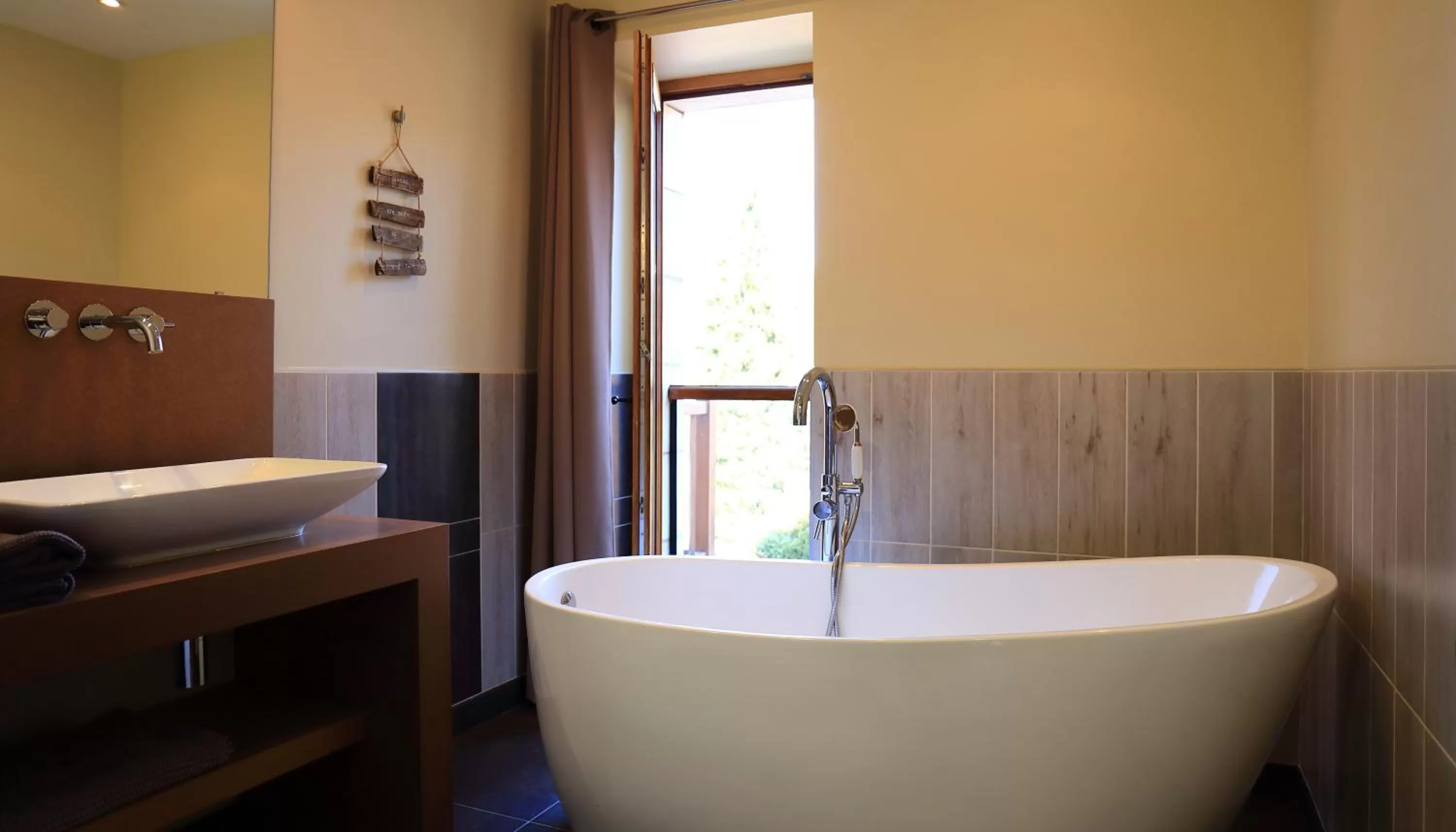 Bathroom in Le Jardin des Chouchoux