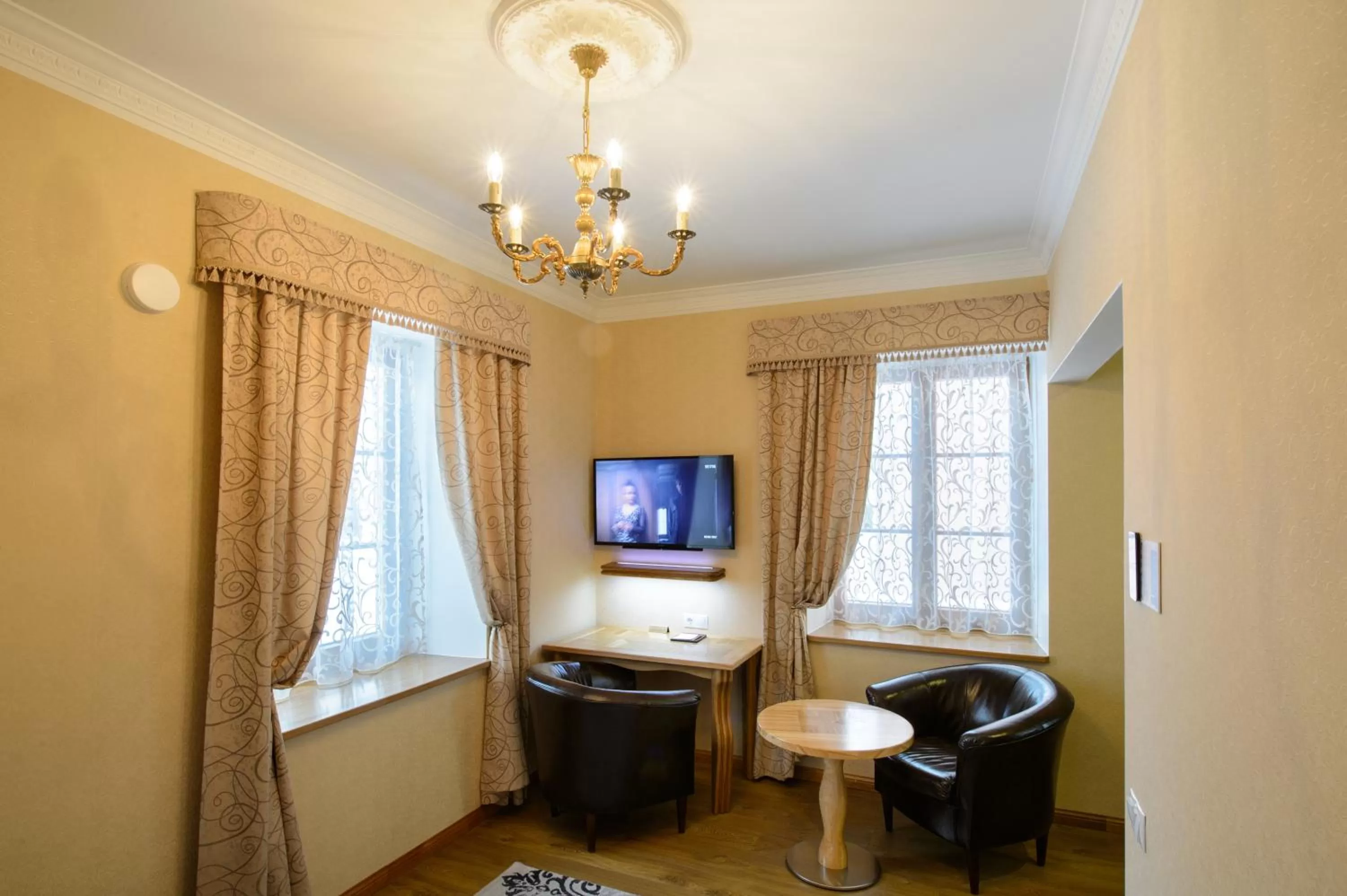 Photo of the whole room in Georgi Hotell