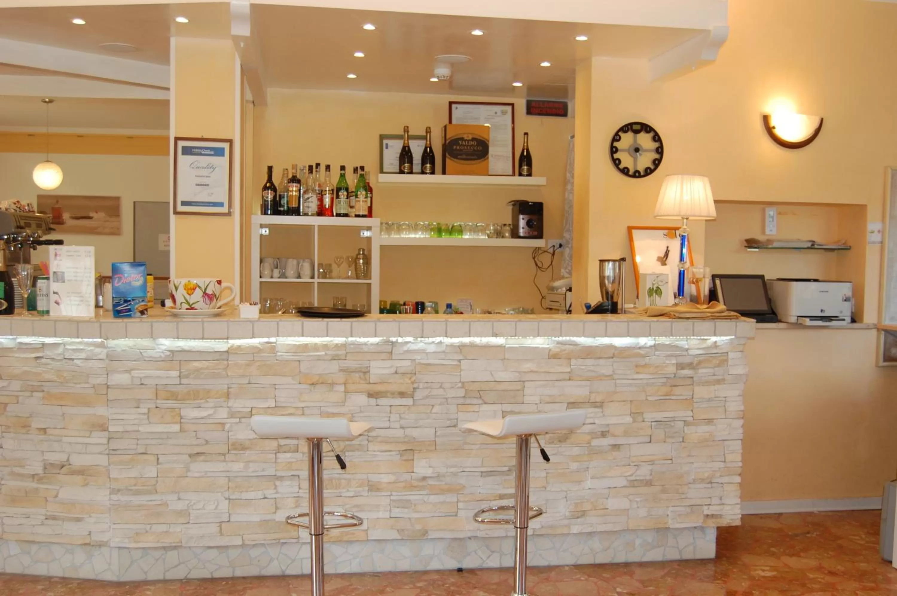 Restaurant/places to eat in Hotel Irene