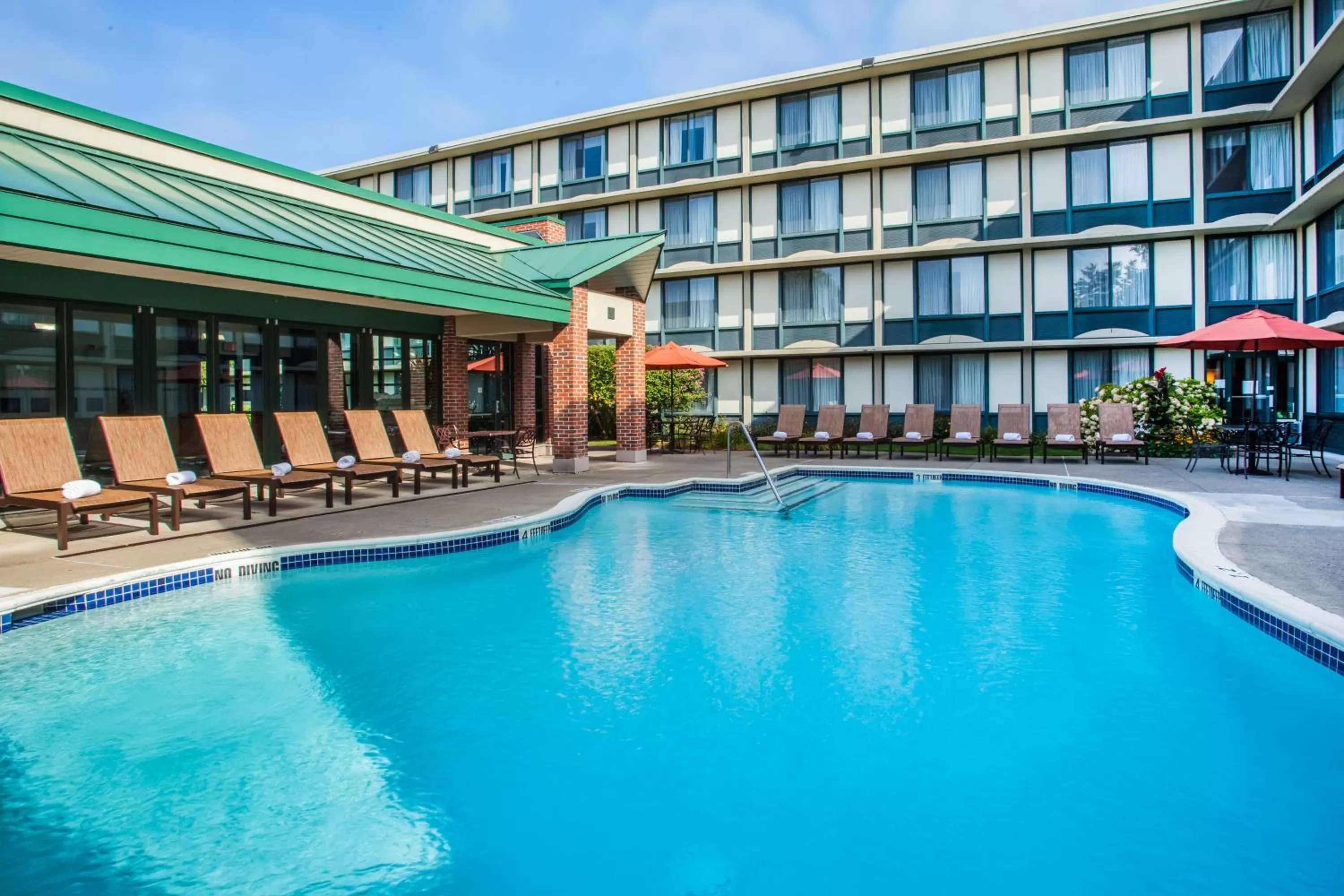 Swimming pool in Holiday Inn Saratoga Springs by IHG