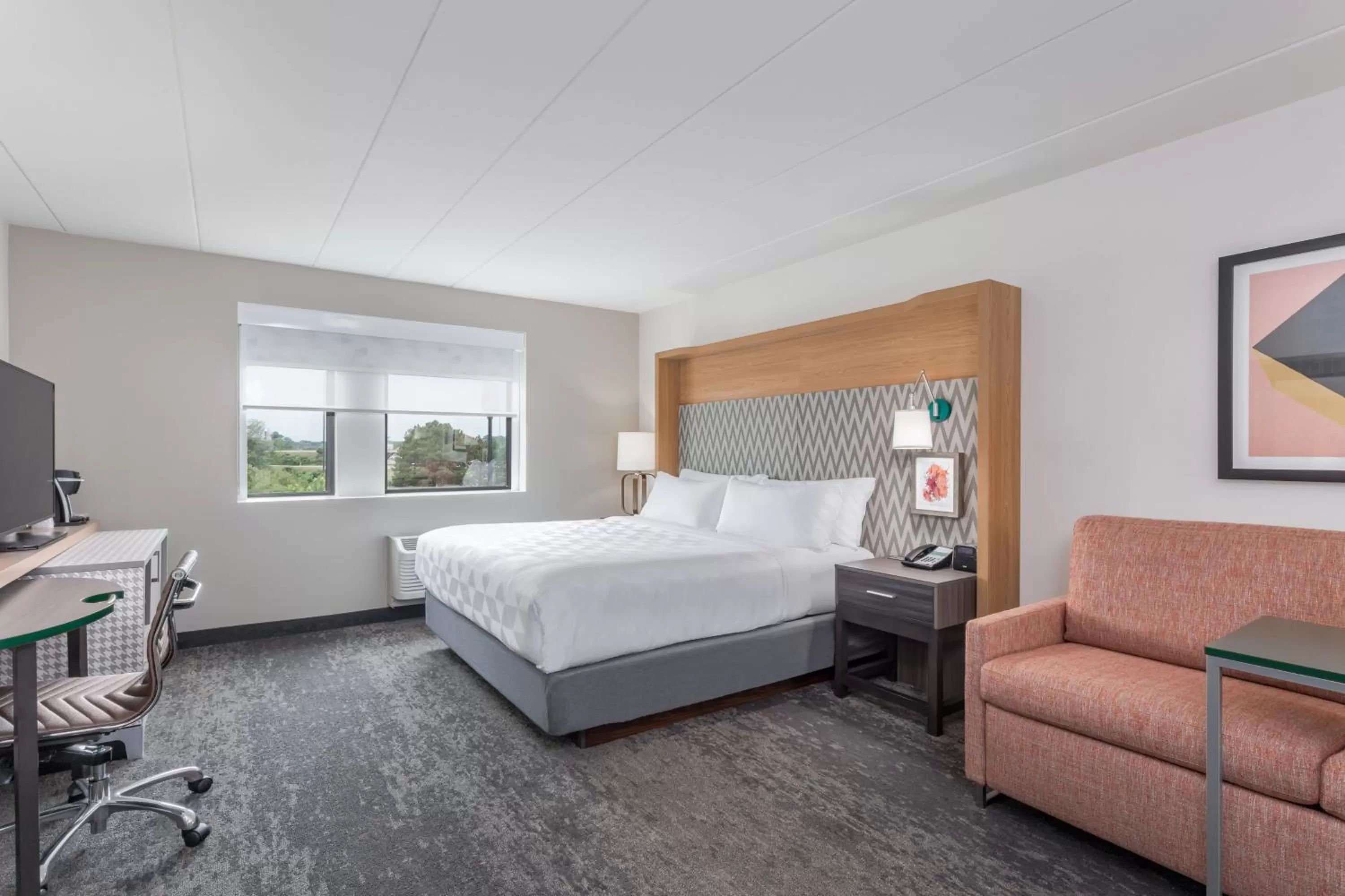 Photo of the whole room, Bed in Holiday Inn - Columbus by IHG