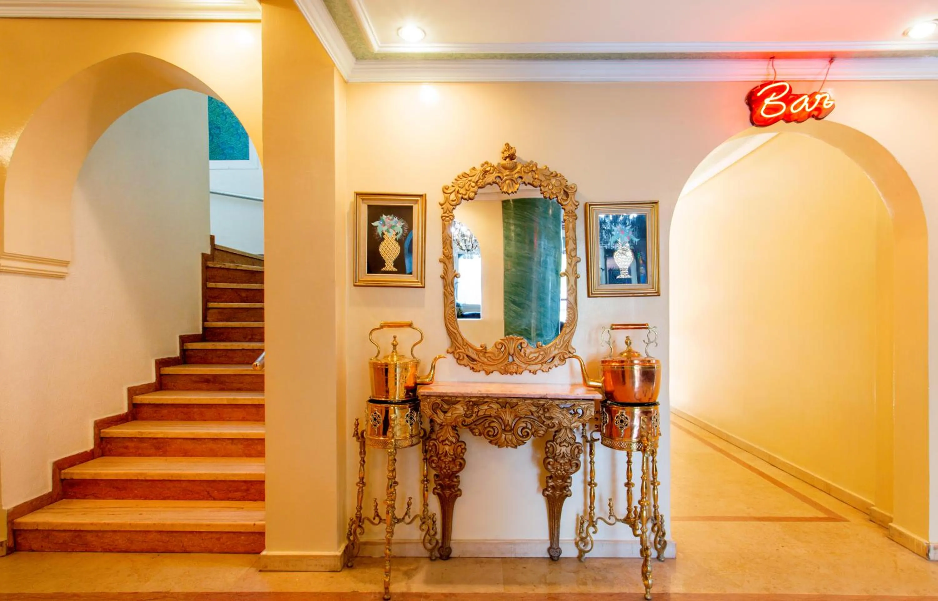 Lobby or reception in Hotel Akabar