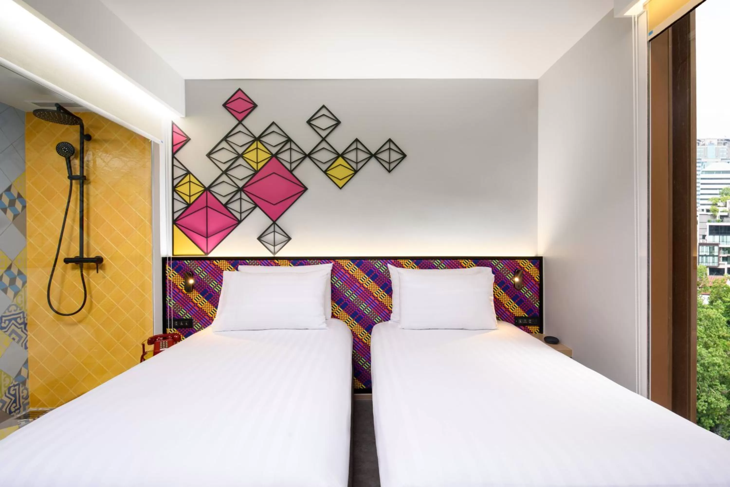 Shower, Bed in ibis Styles Bangkok Silom