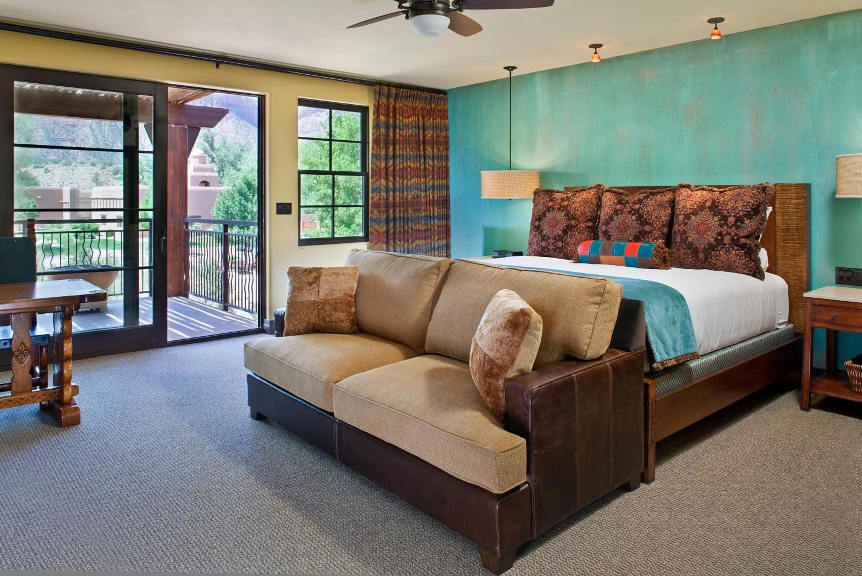 Bed in Gateway Canyons Resort, a Noble House Resort