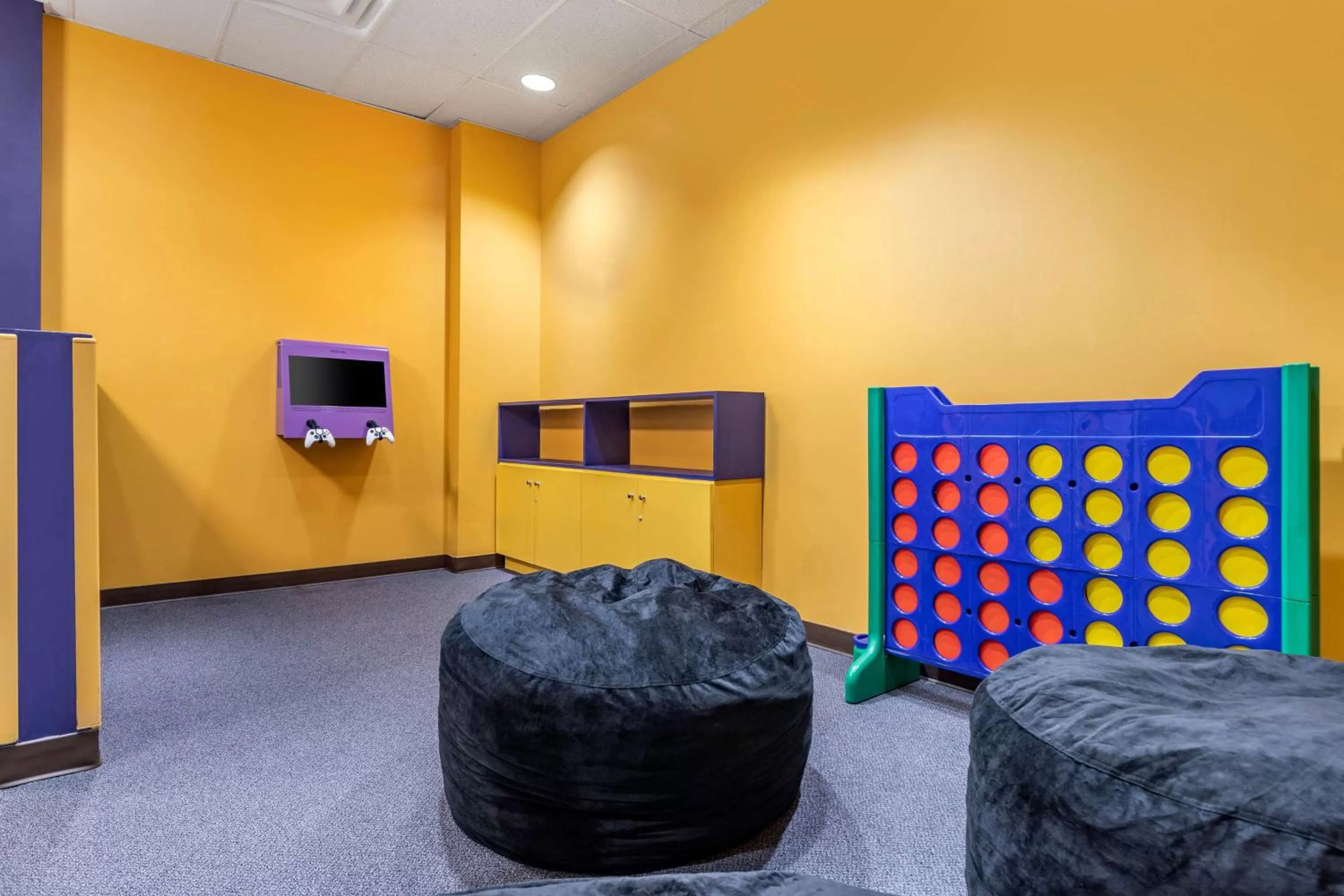 Sports in Hilton Vacation Club Ocean Beach Club Virginia Beach