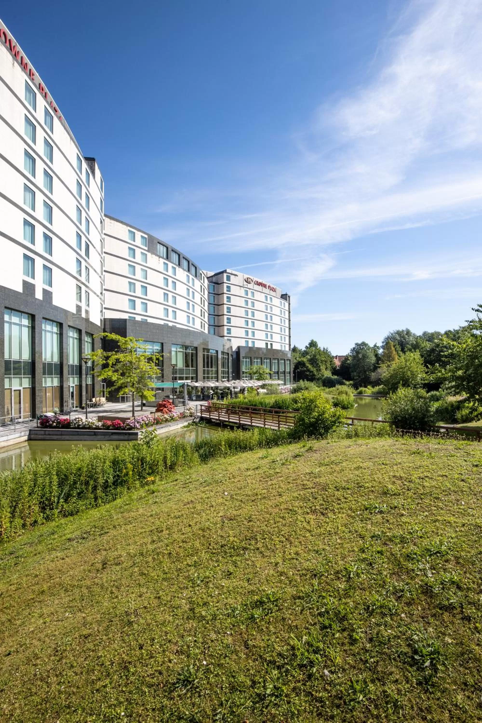 Property building in Crowne Plaza Brussels Airport by IHG