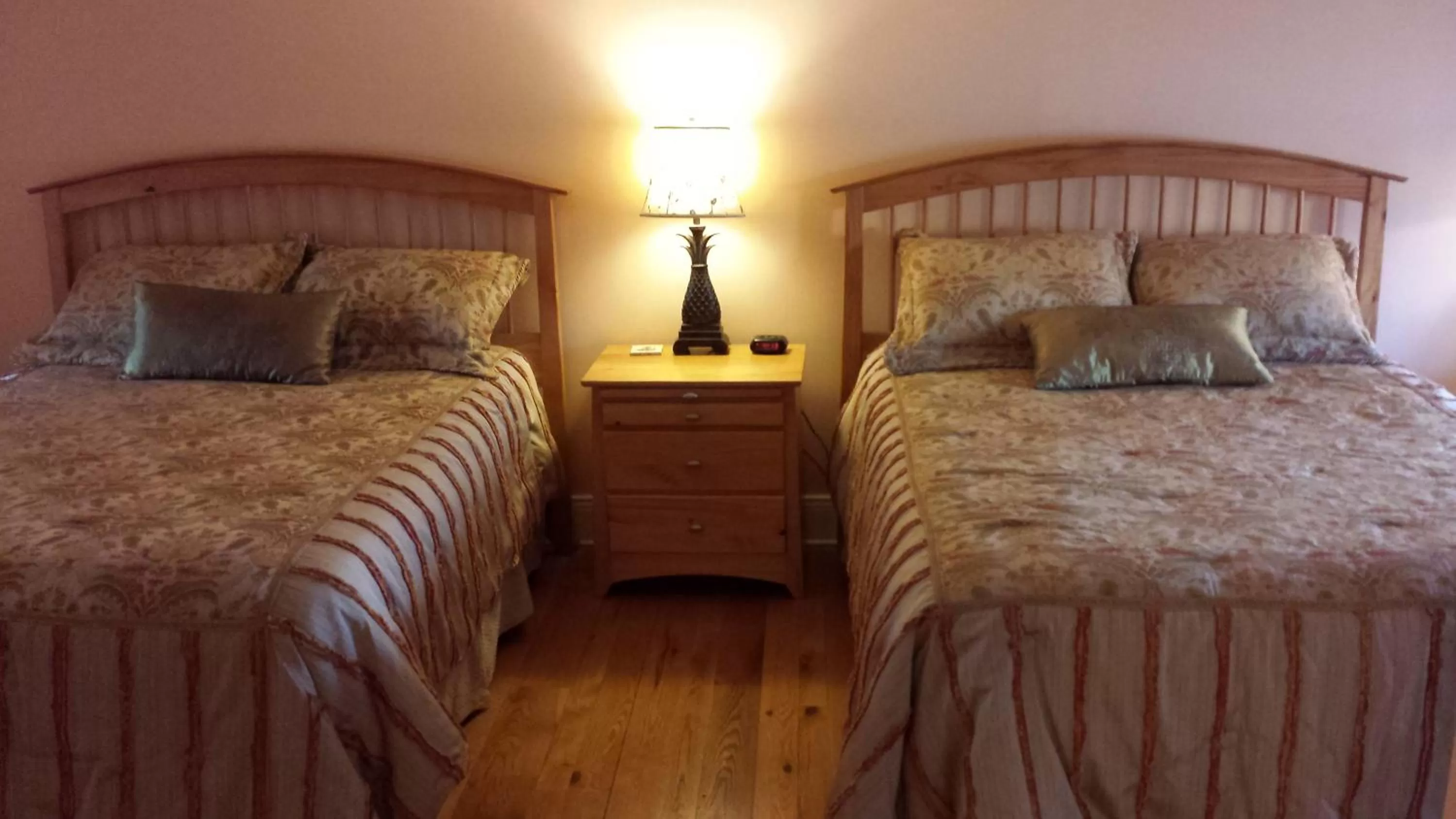Bed in Compass Rose Inn