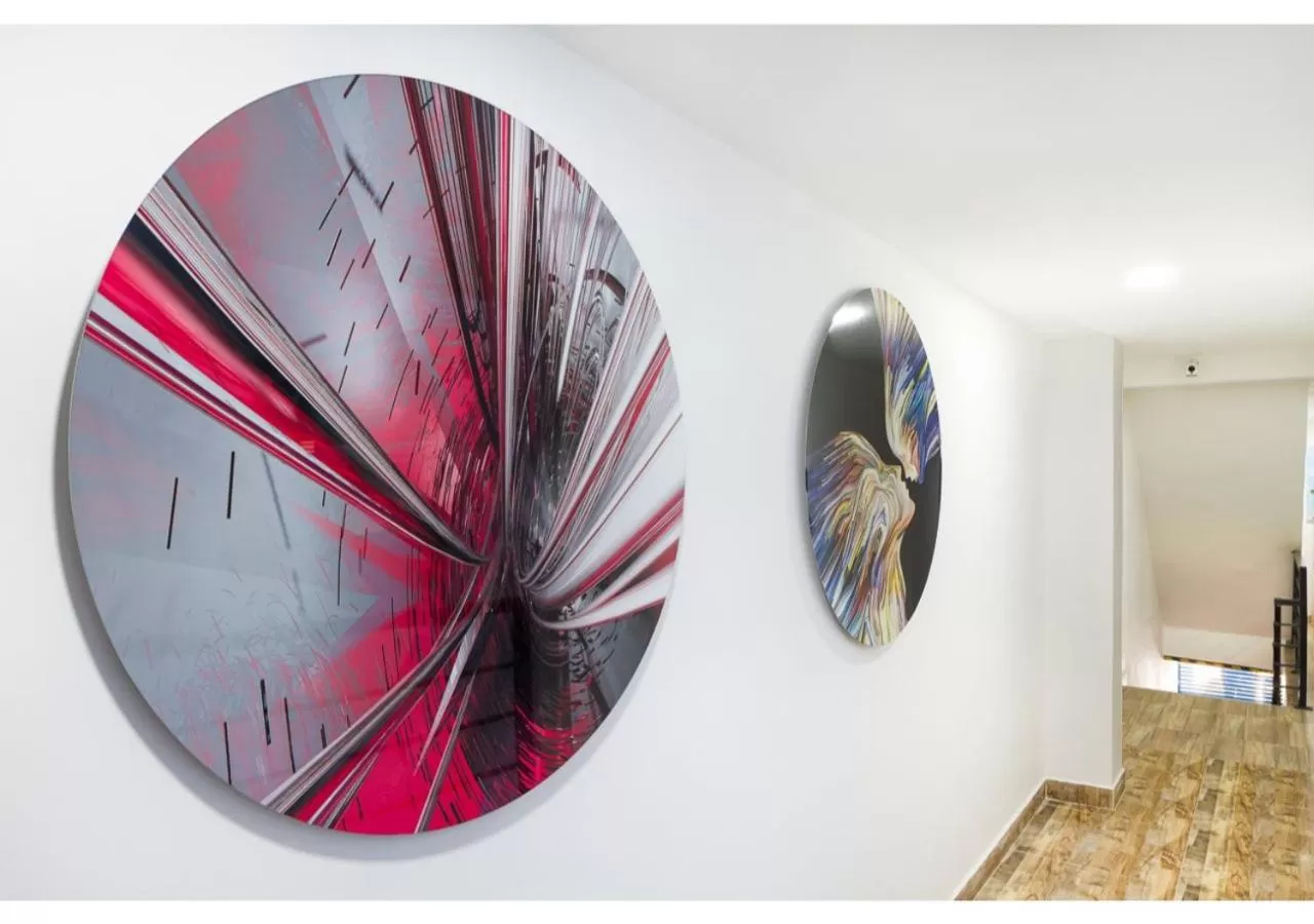 Decorative detail in Miracle