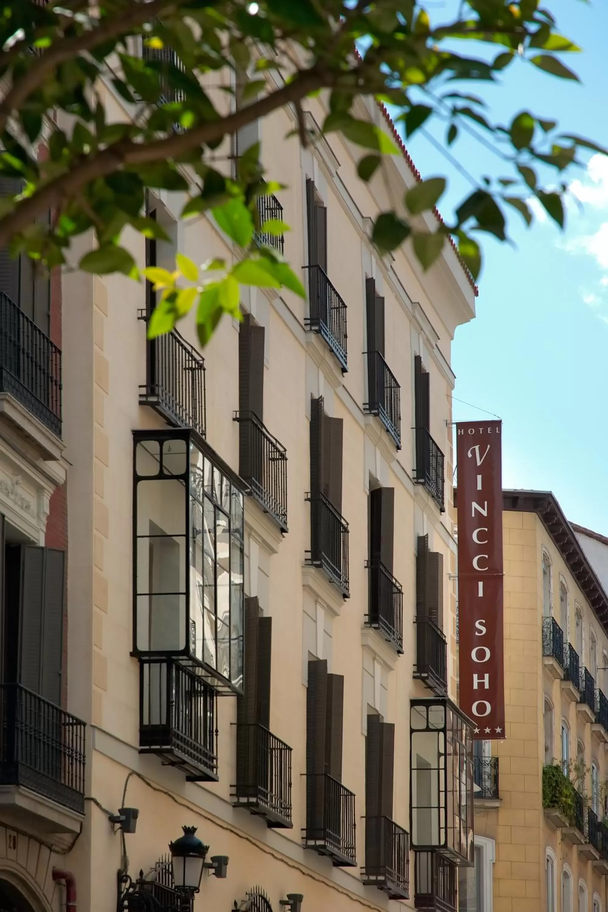 Facade/entrance in Vincci Soho
