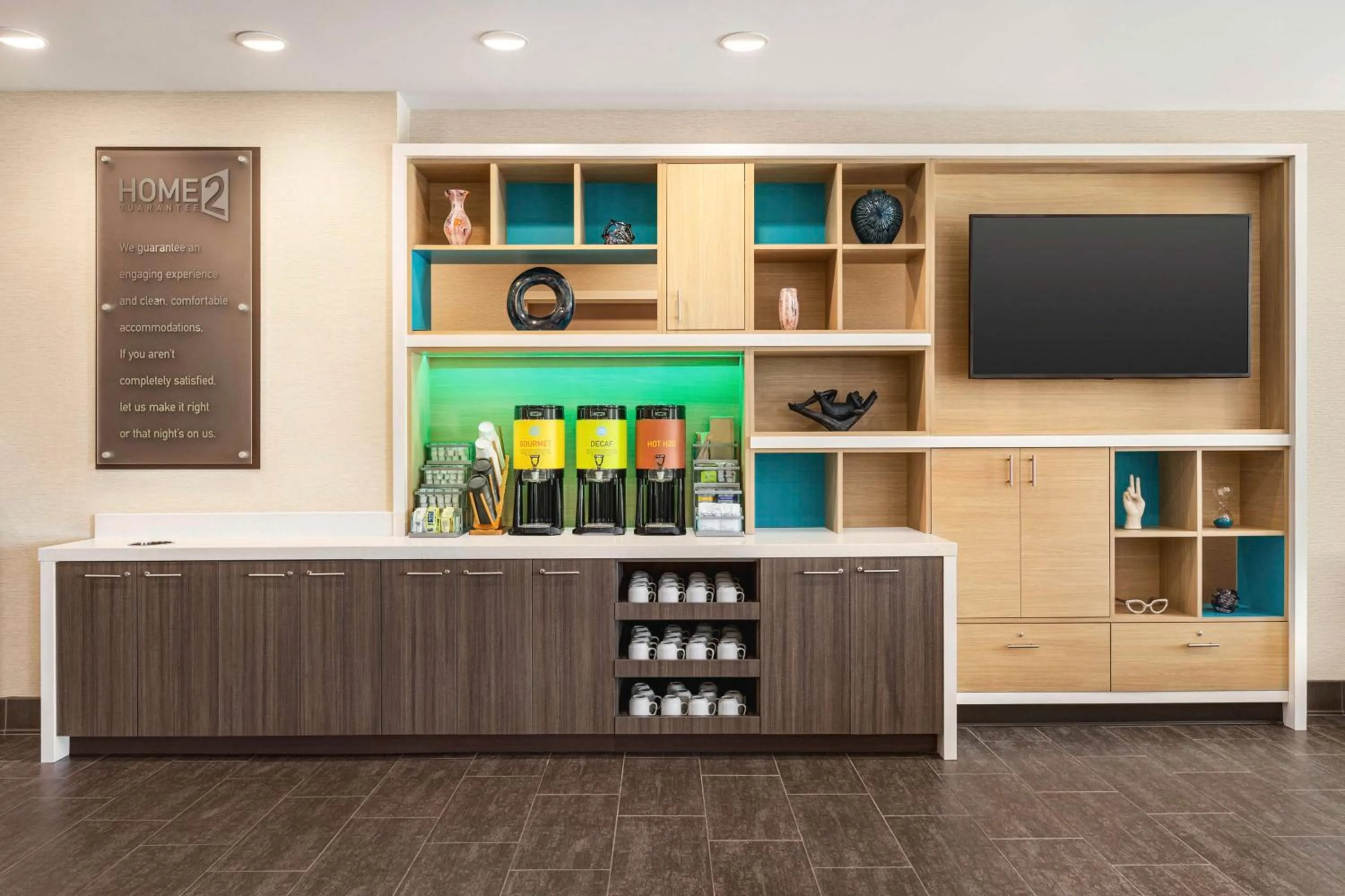 Dining area in Home2 Suites By Hilton Leesburg, Va