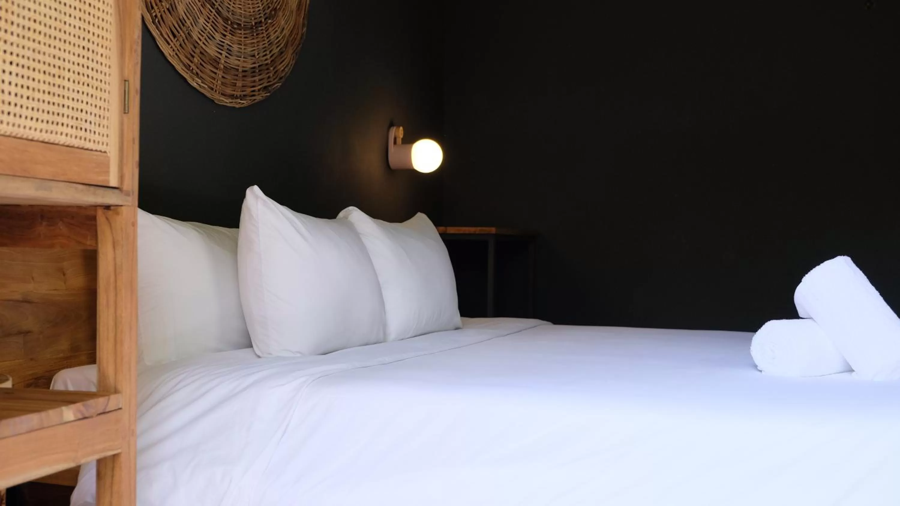 Bedroom, Bed in Loba Tulum Male Only