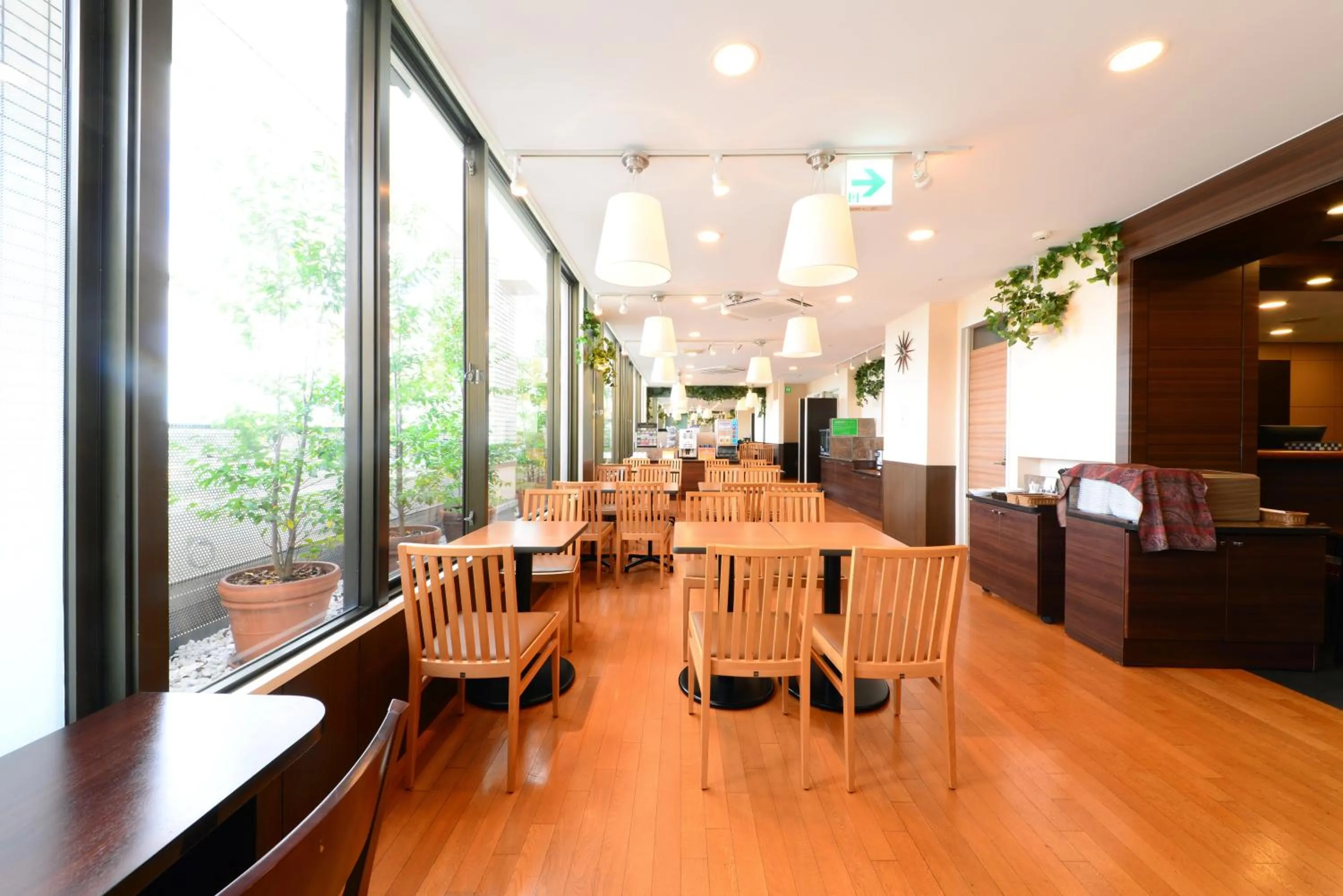 Restaurant/places to eat in Vessel Inn Yachiyo Katsudai Station