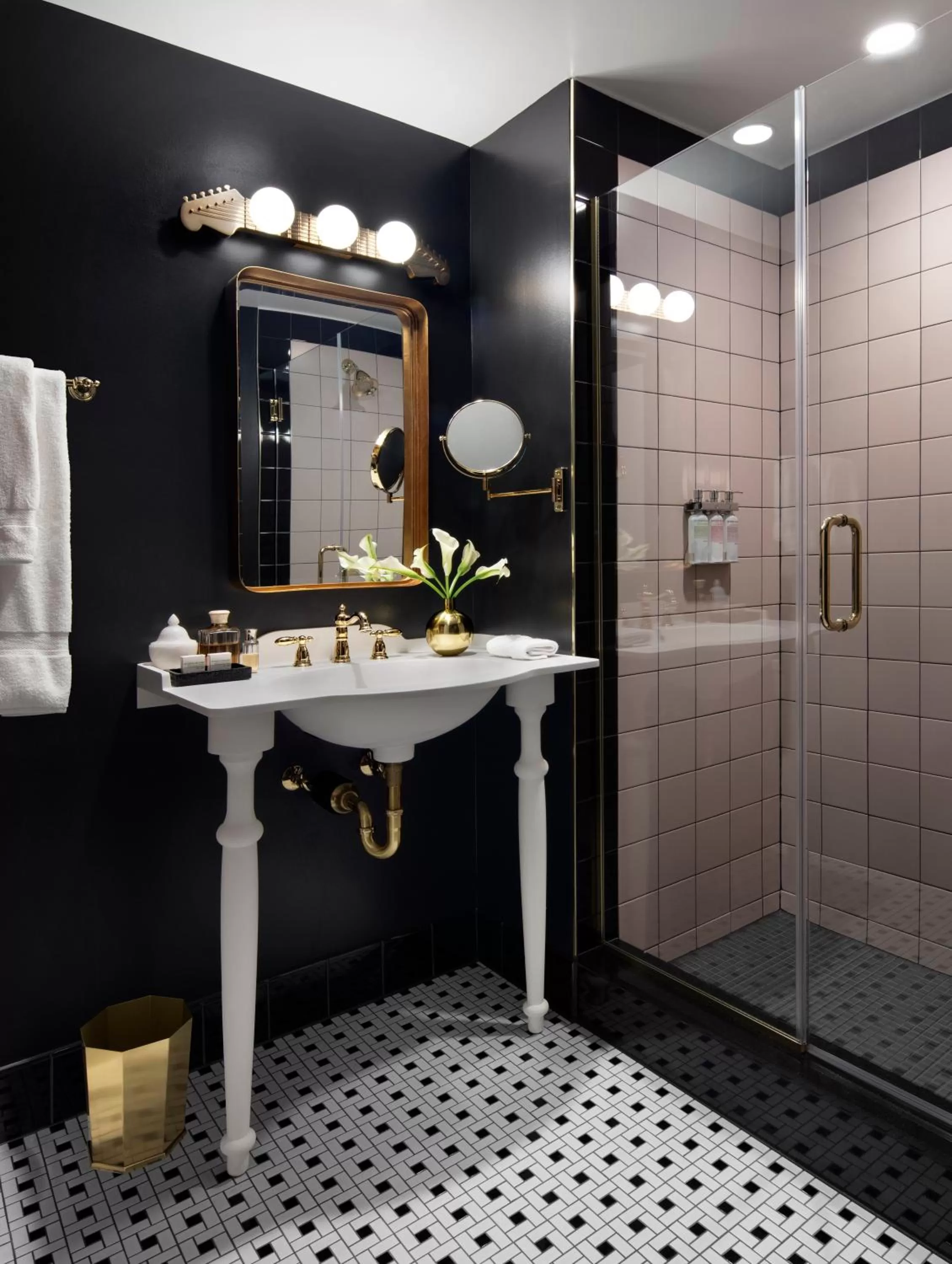 Bathroom in Graduate by Hilton Nashville