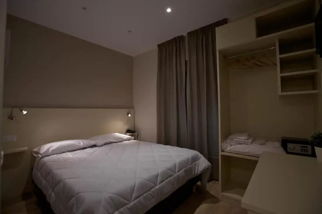 Single Room - single occupancy in Onorati Hotel Single Room - single occupancy in Onorati Hotel
