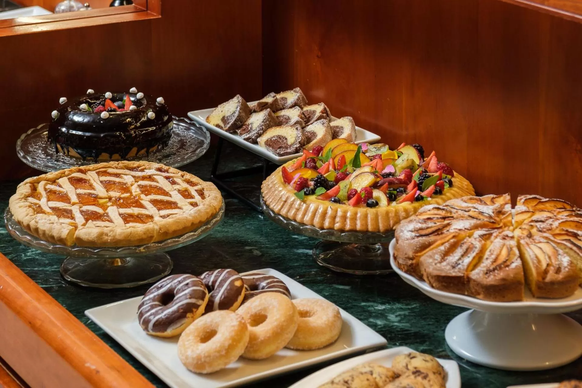 Breakfast in SHG Hotel Bologna