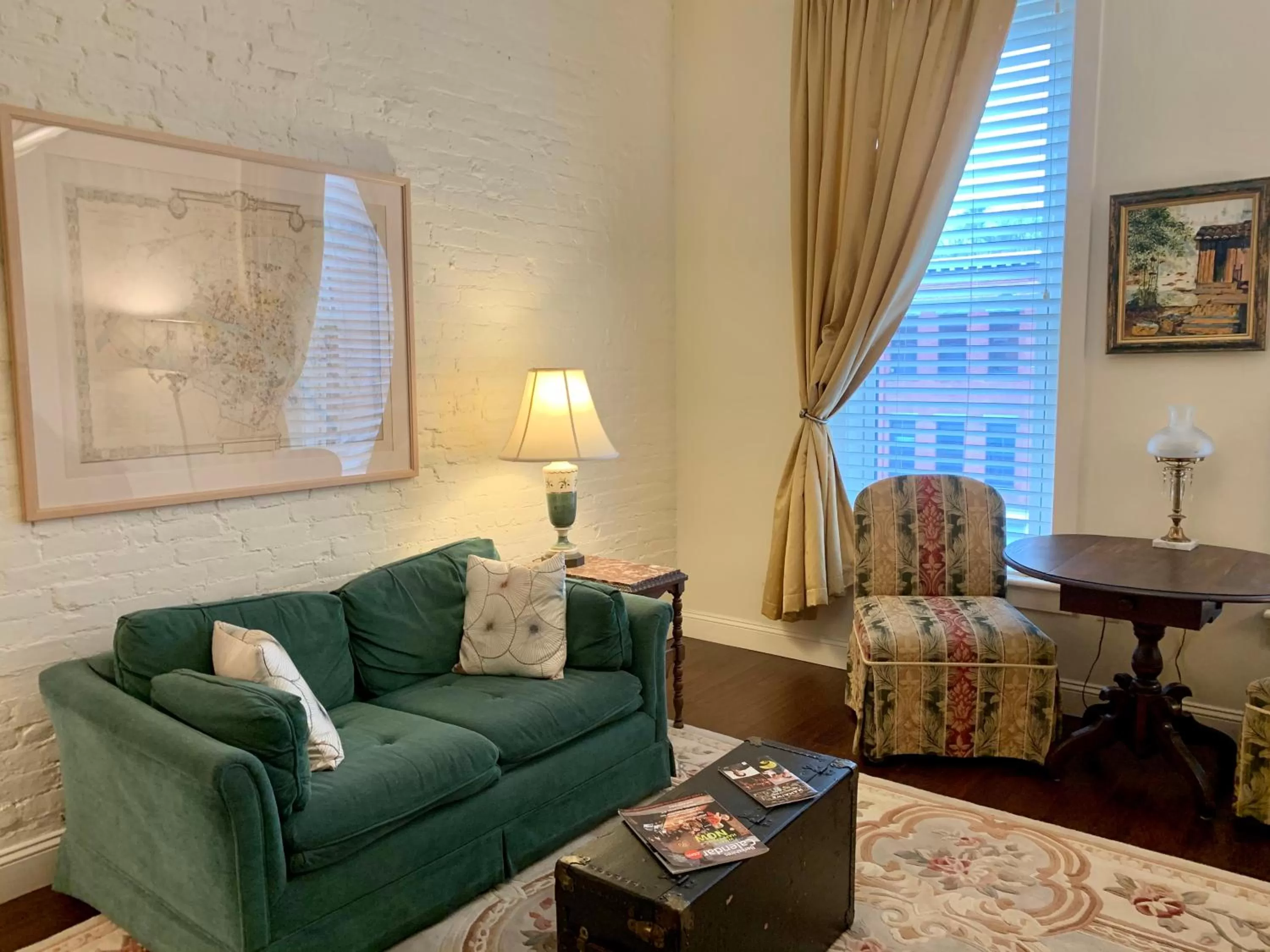 Seating Area in The Barrington