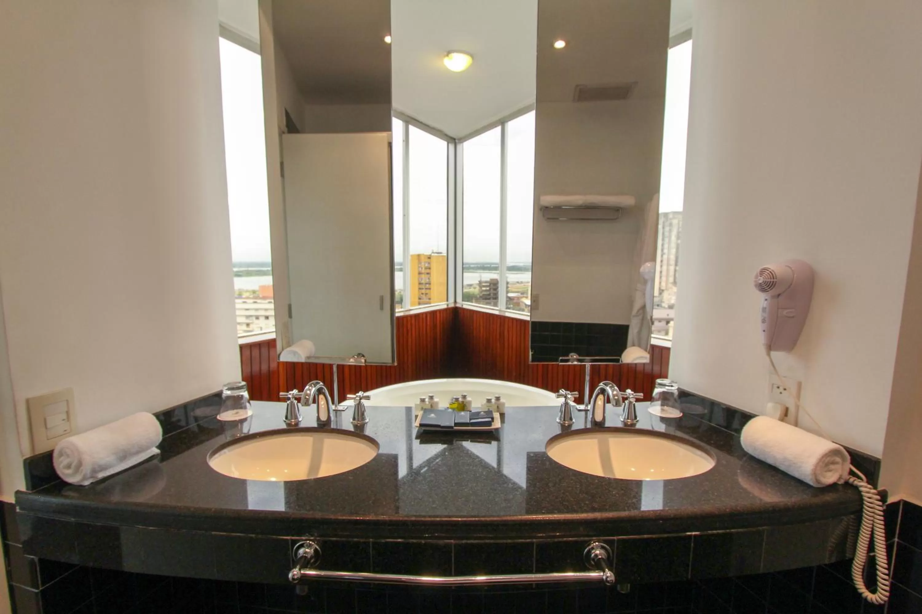 Hot Spring Bath in Hotel Guarani Asuncion