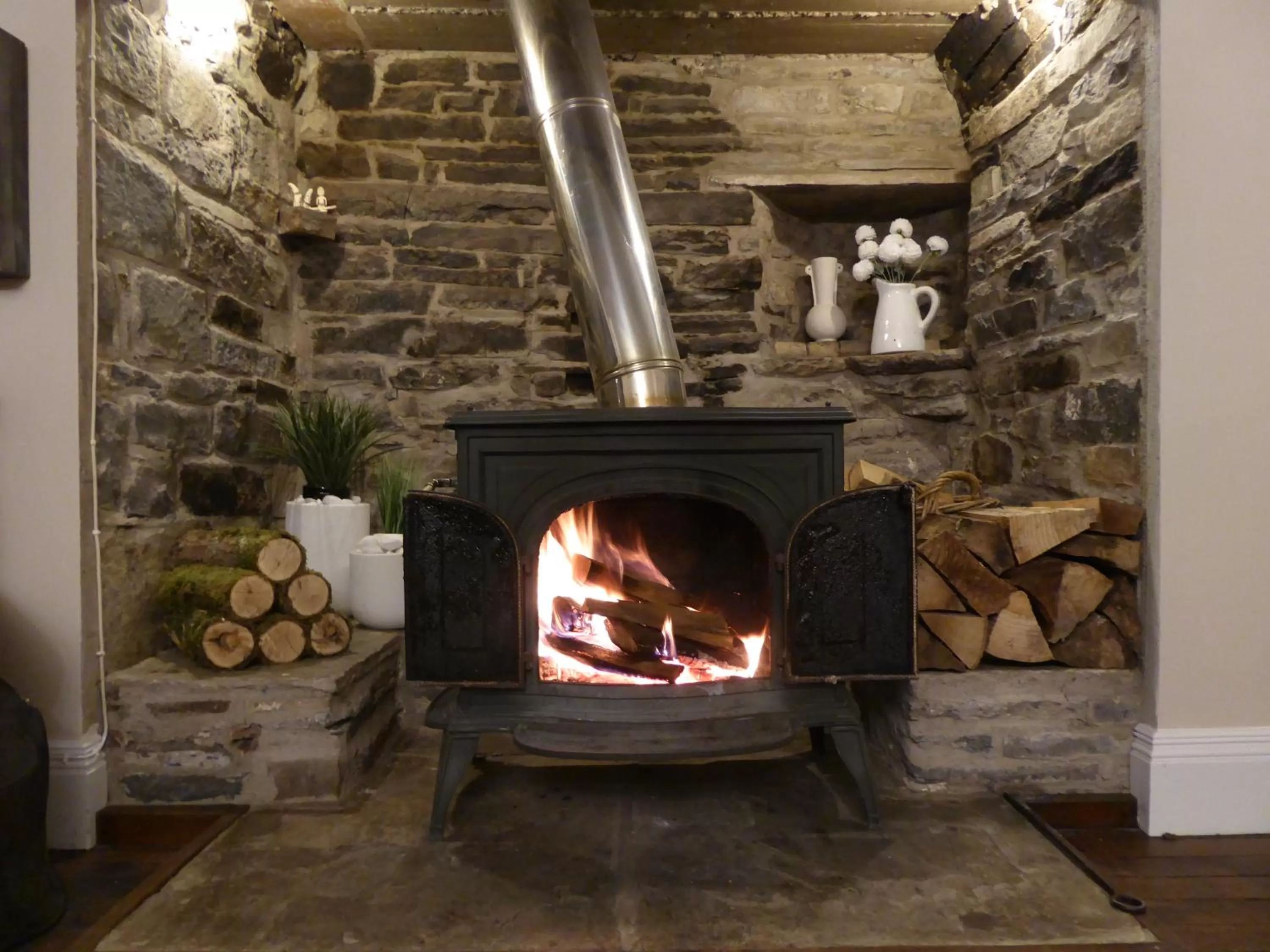 Property building, BBQ Facilities in The Skreen