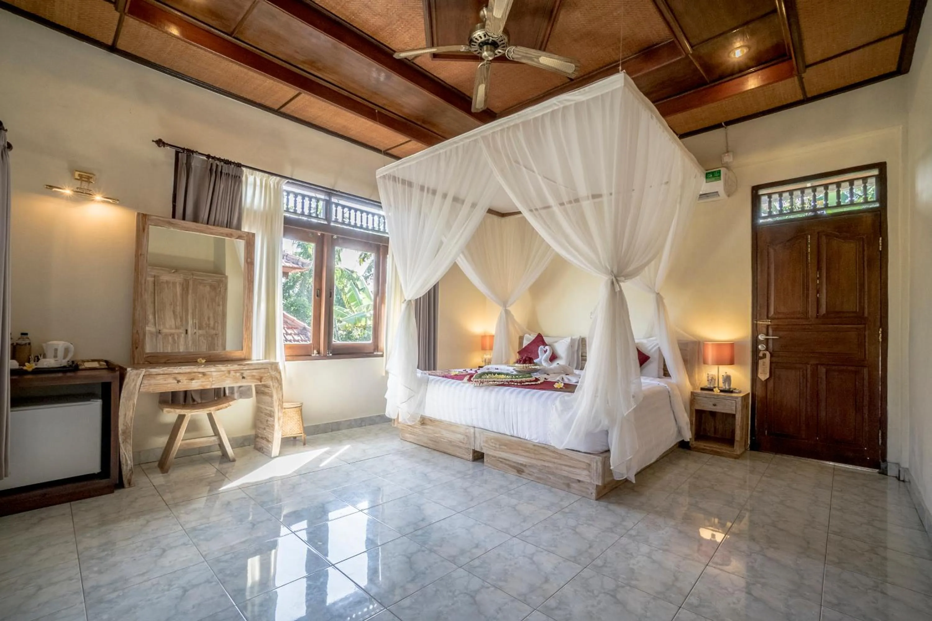 Photo of the whole room, Bed in Nick's Hidden Cottages by Mahaputra-CHSE Certified